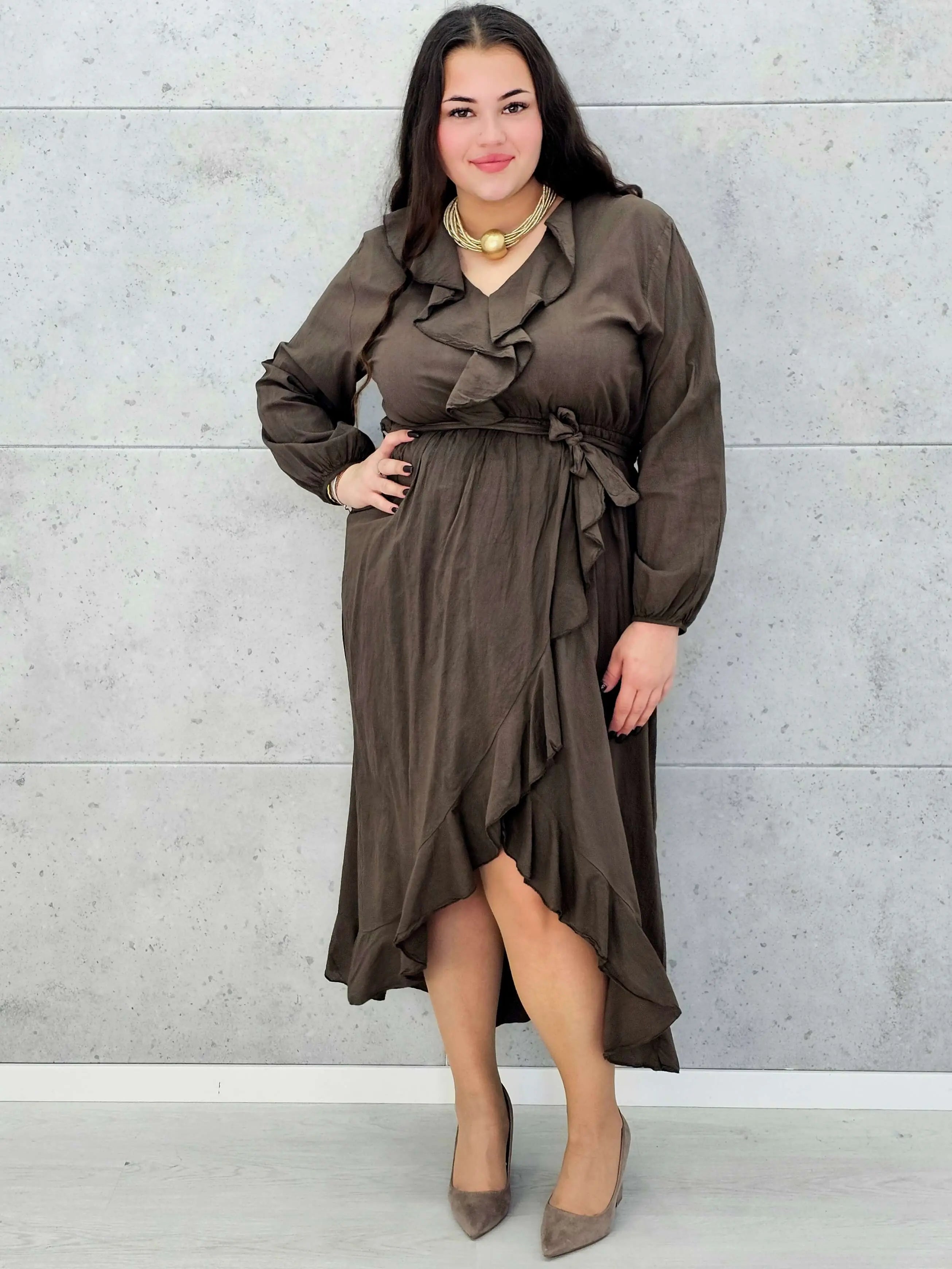 Sukienka z falbanką - Moda Plus Size - Stylowa XL