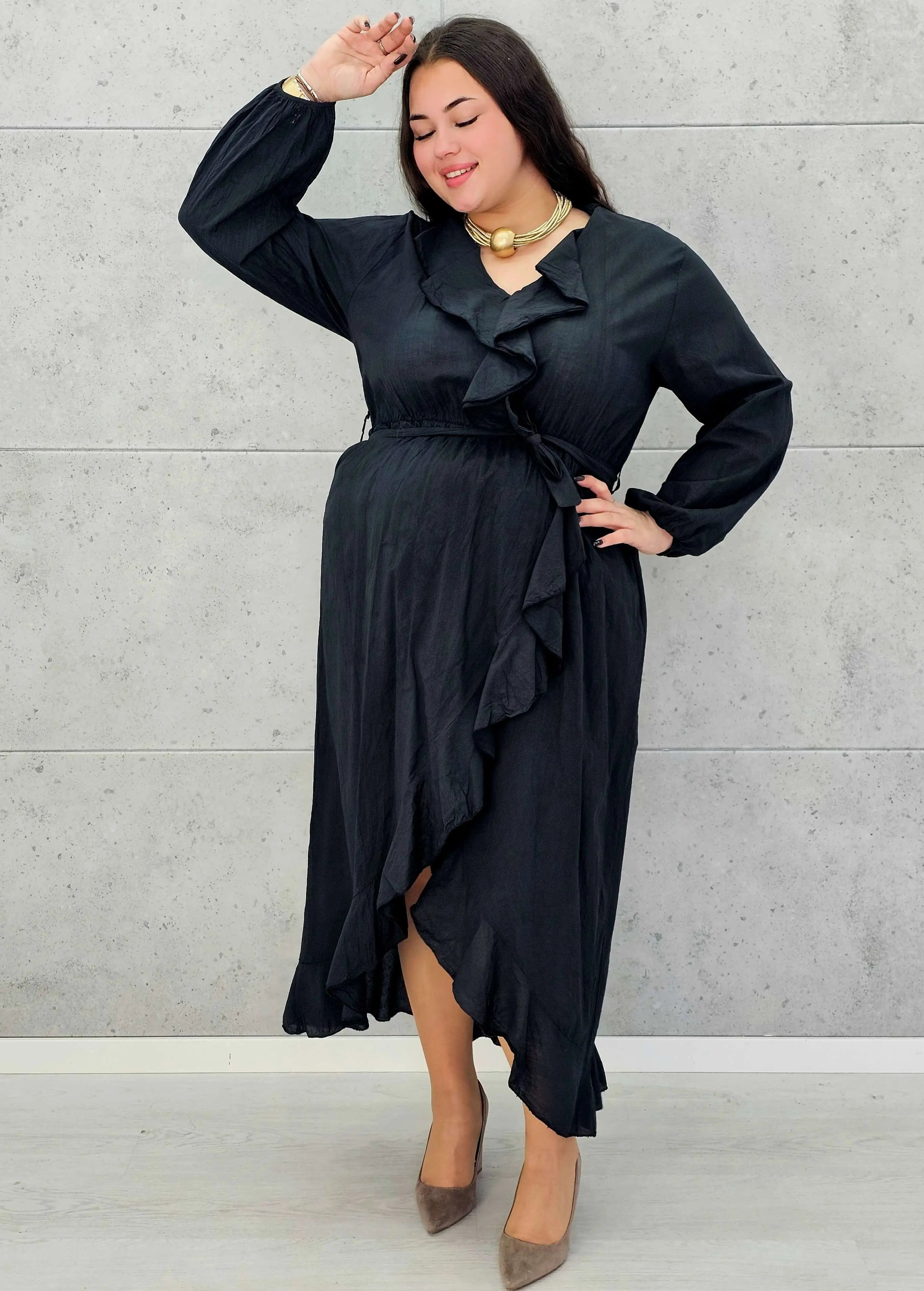 Sukienka z falbanką - Moda Plus Size - Stylowa XL