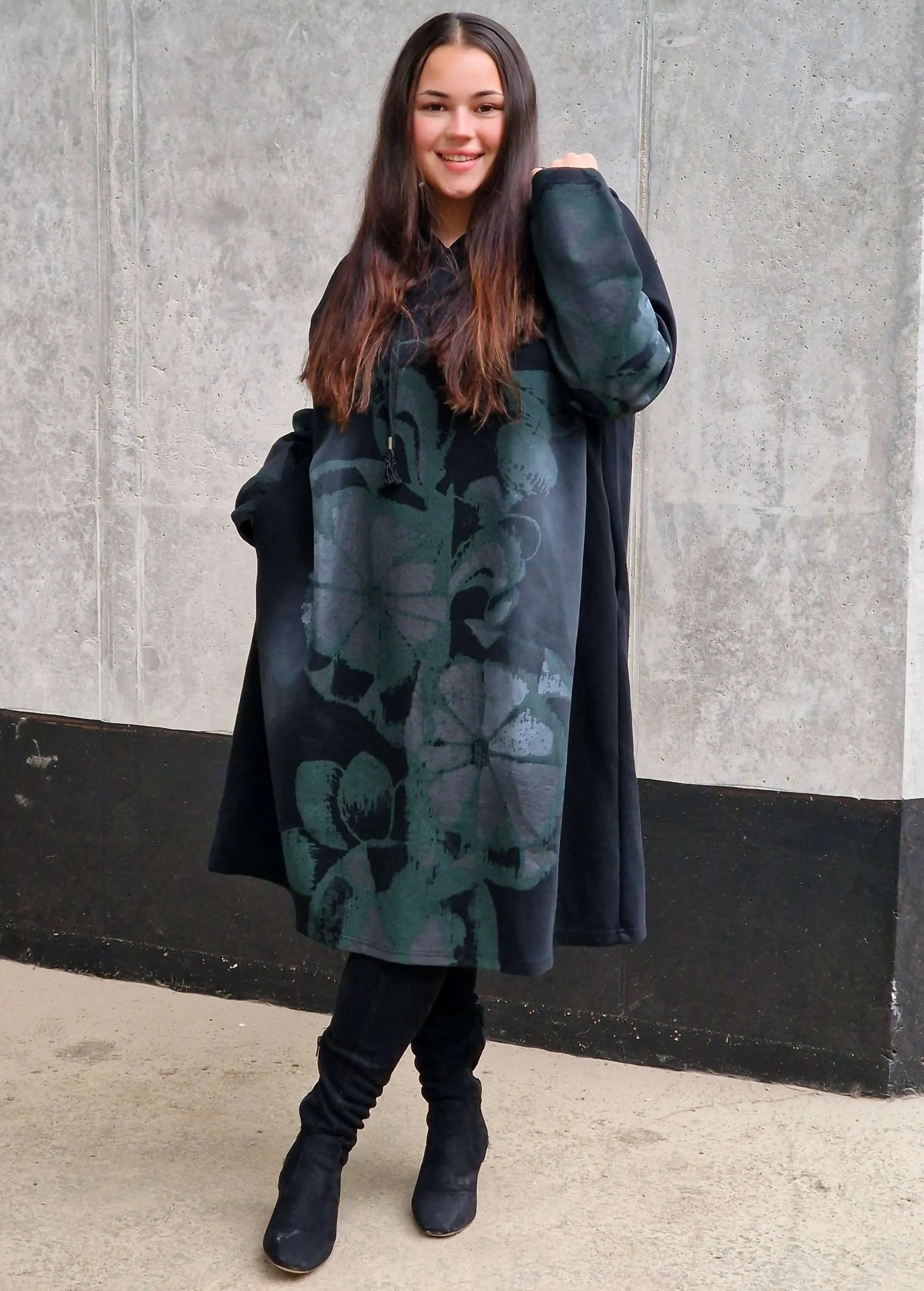 Sukienka z kapturem plus size – wygodna, stylowa i idealna na co dzień Stylowa XL