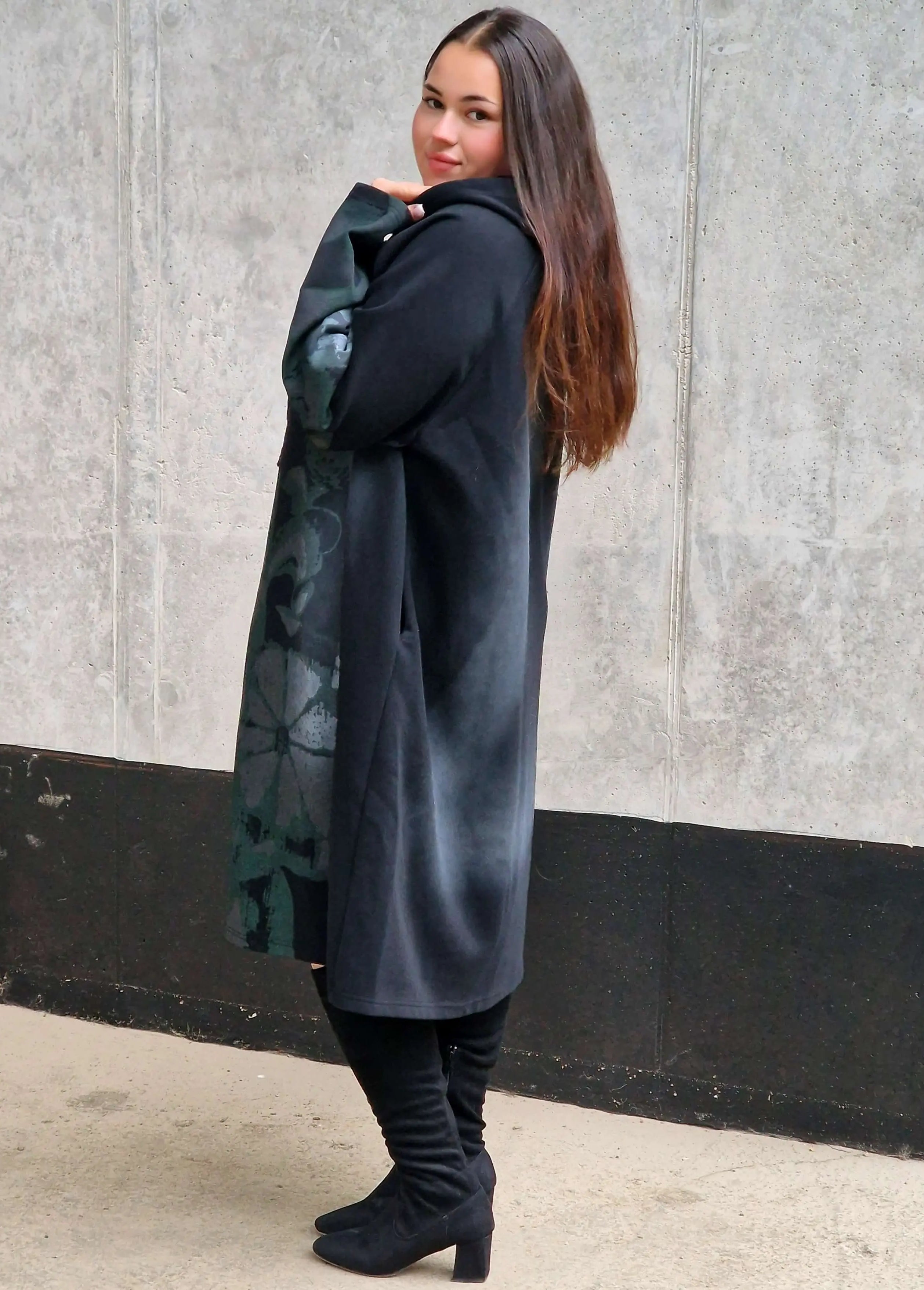 Sukienka z kapturem plus size – wygodna, stylowa i idealna na co dzień Stylowa XL