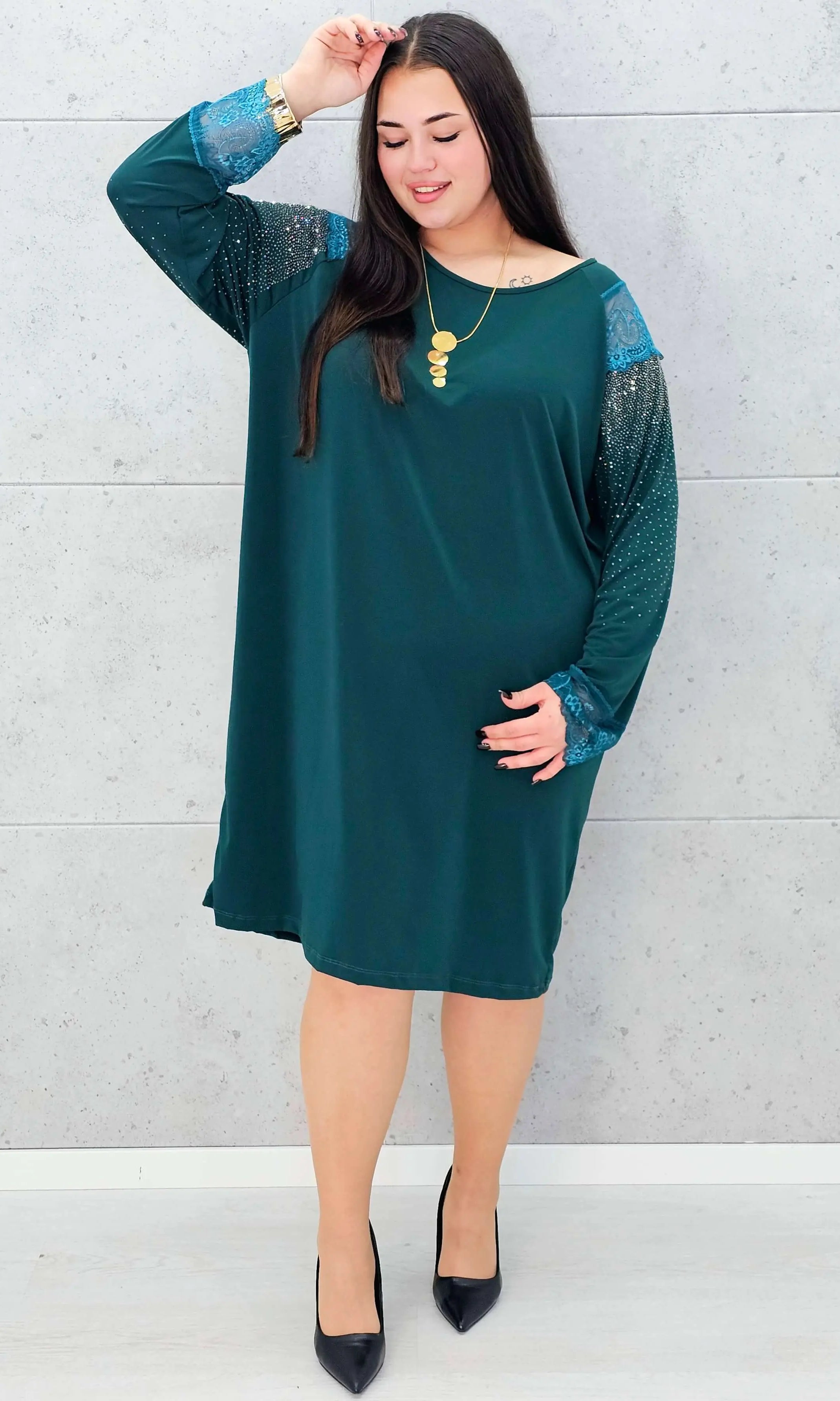 Sukienka z koronką i cyrkoniami – elegancka sukienka plus size Stylowa XL