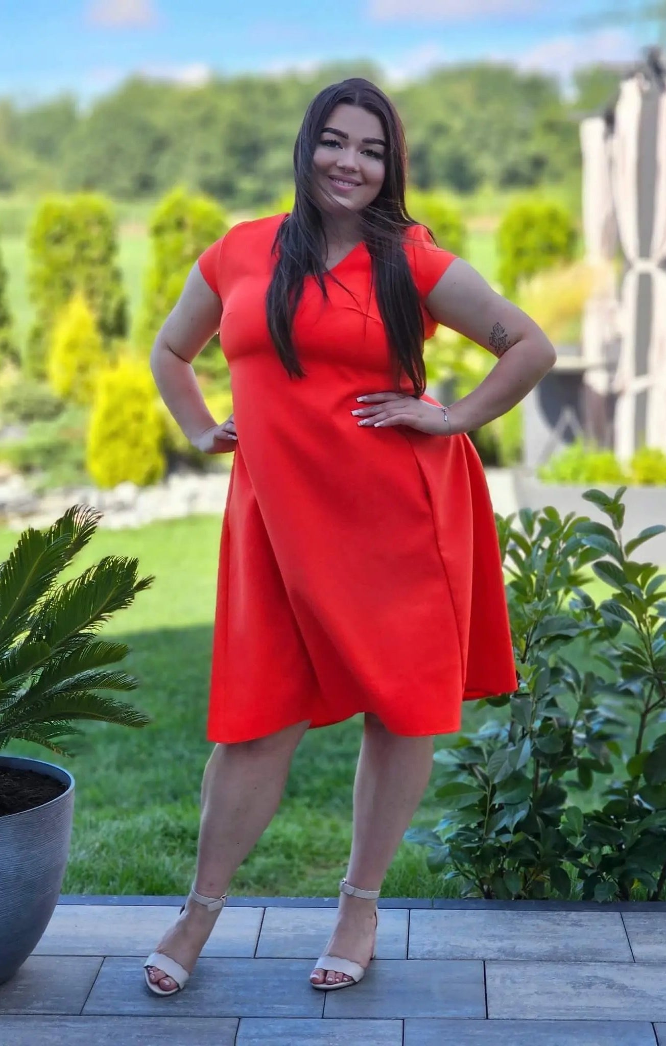 Sukienka z krótkim rękawem i kieszeniami Stylowa XL