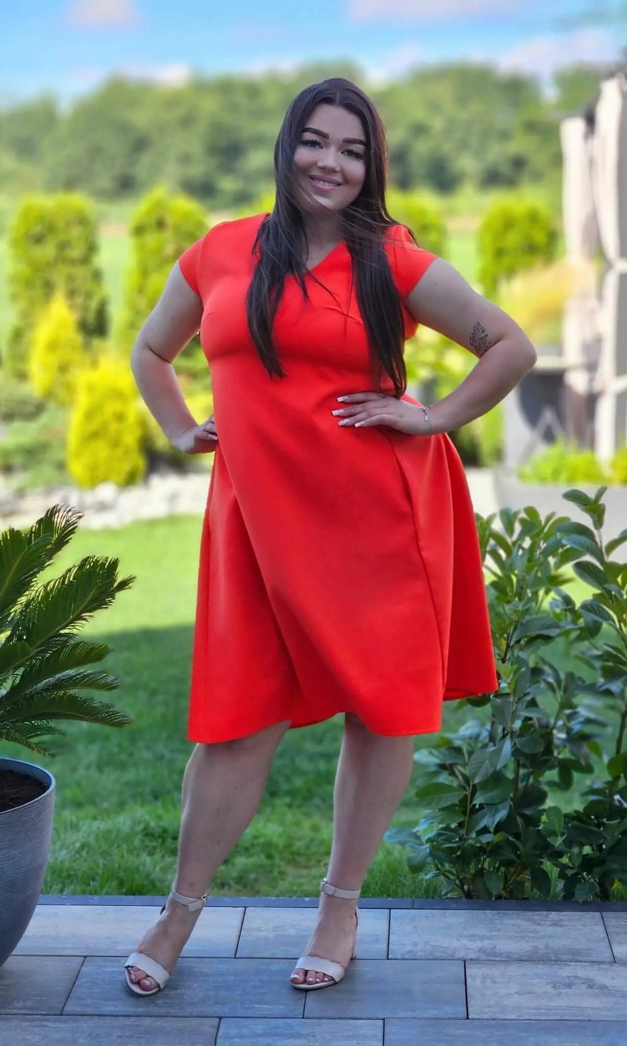 Sukienka z krótkim rękawem i kieszeniami Stylowa XL