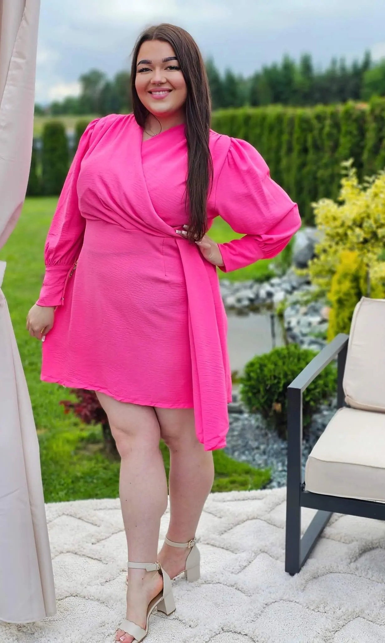 Sukienka z marszczeniem na przodzie – fuksja Stylowa XL