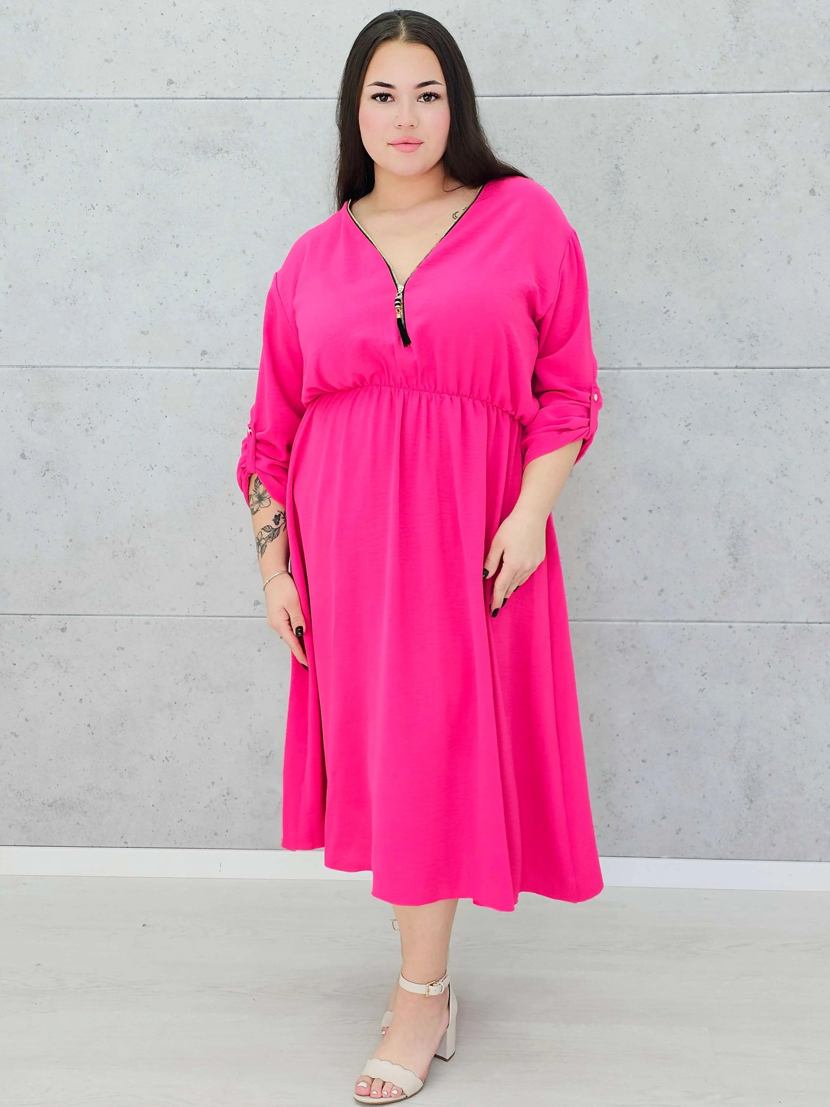 Sukienka z suwakiem i gumką w talii–moda dla kobiet plus size Stylowa XL