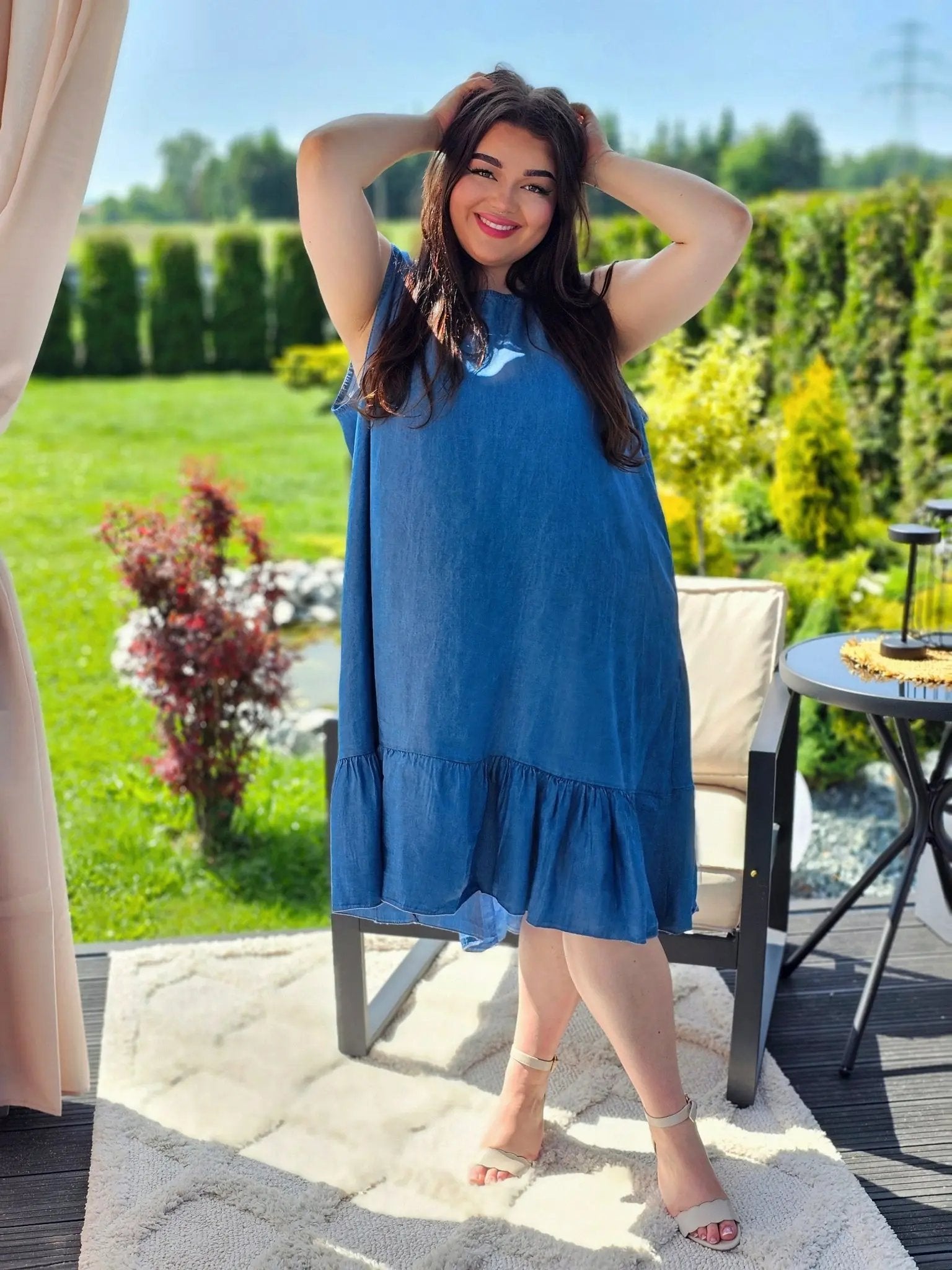 Sukienka z wiązaniem na plecach - dwa odcienie Stylowa XL