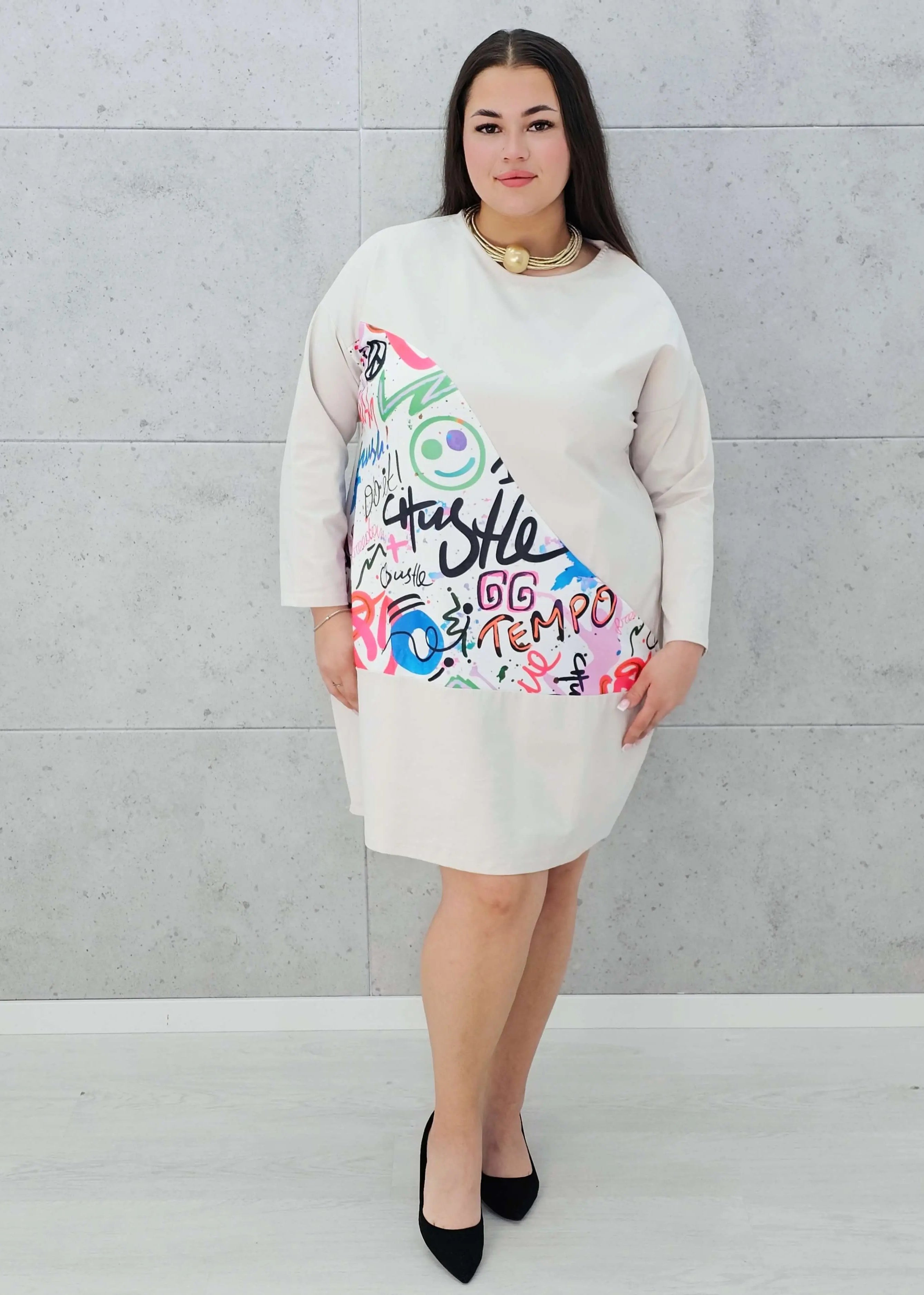 Sukienka z wstawką na przodzie Stylowa XL