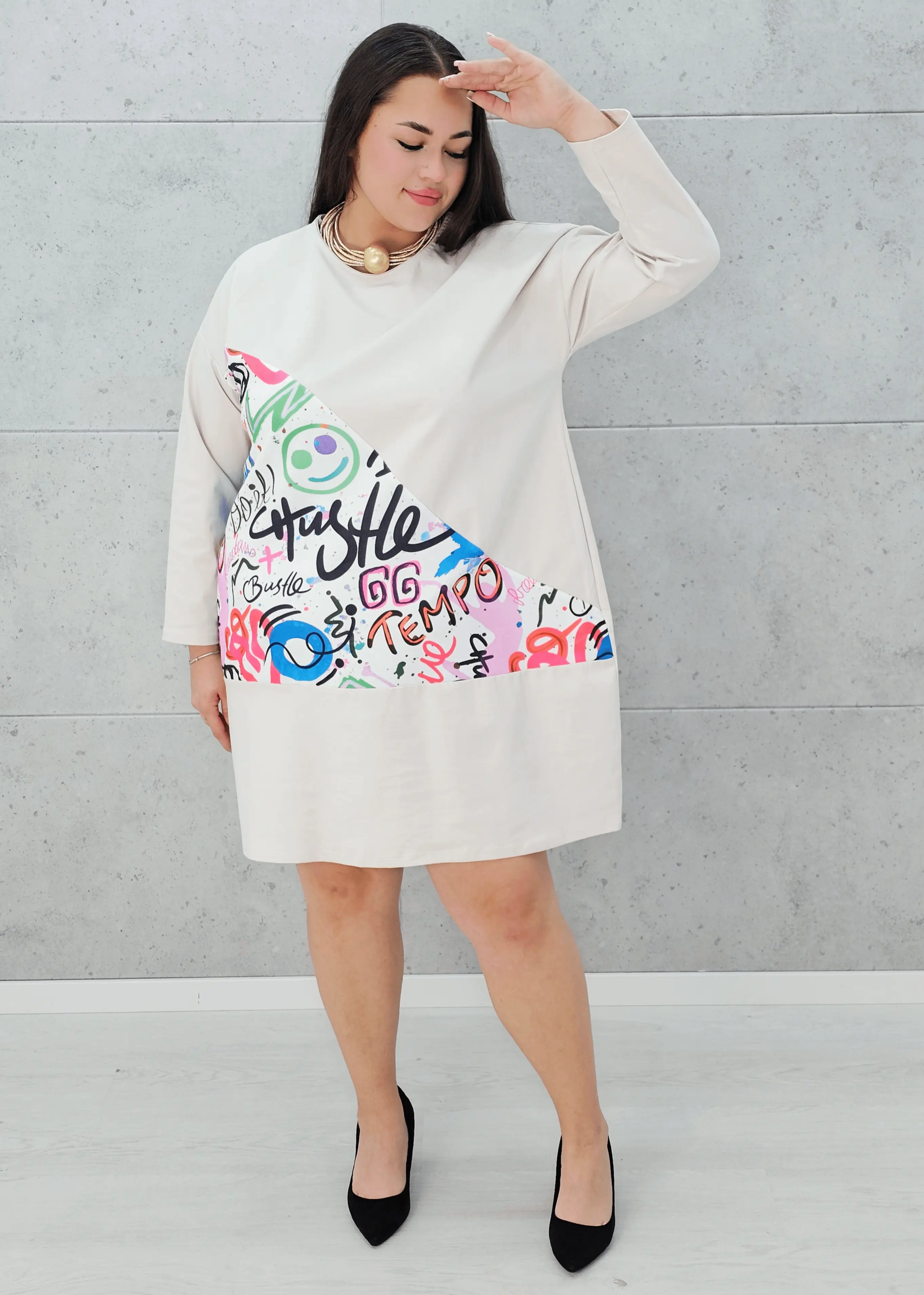 Sukienka z wstawką na przodzie Stylowa XL