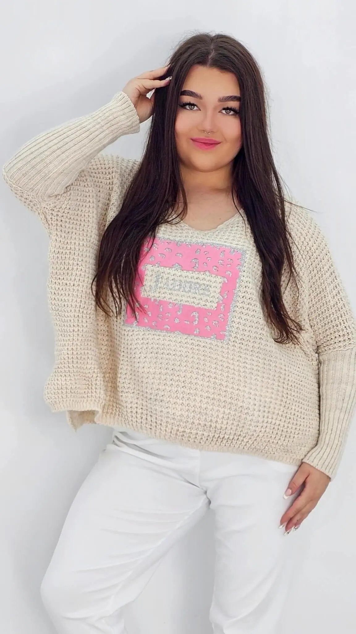 Sweter idealny na chłodne dni JADORE  – beż Stylowa XL