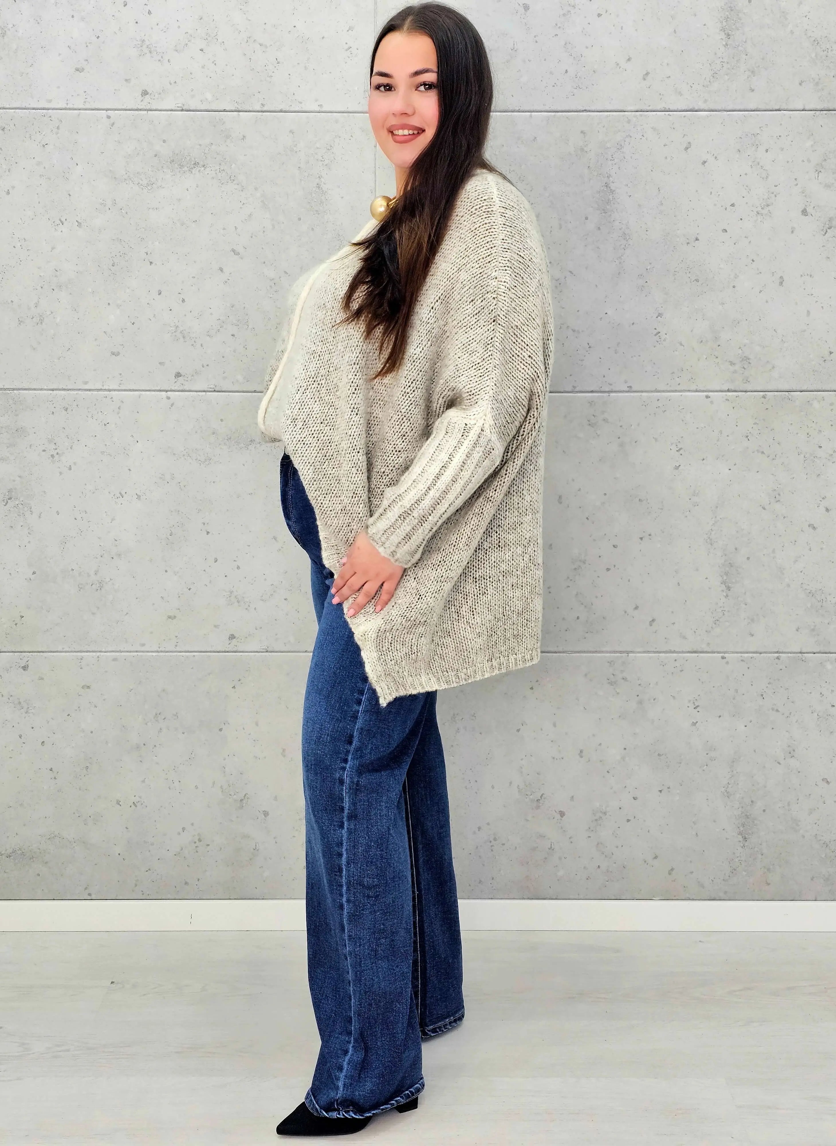 Sweter oversize plus size z miękkiej dzianiny – różowy, niebieski i beżowy Stylowa XL - Stylowa XL