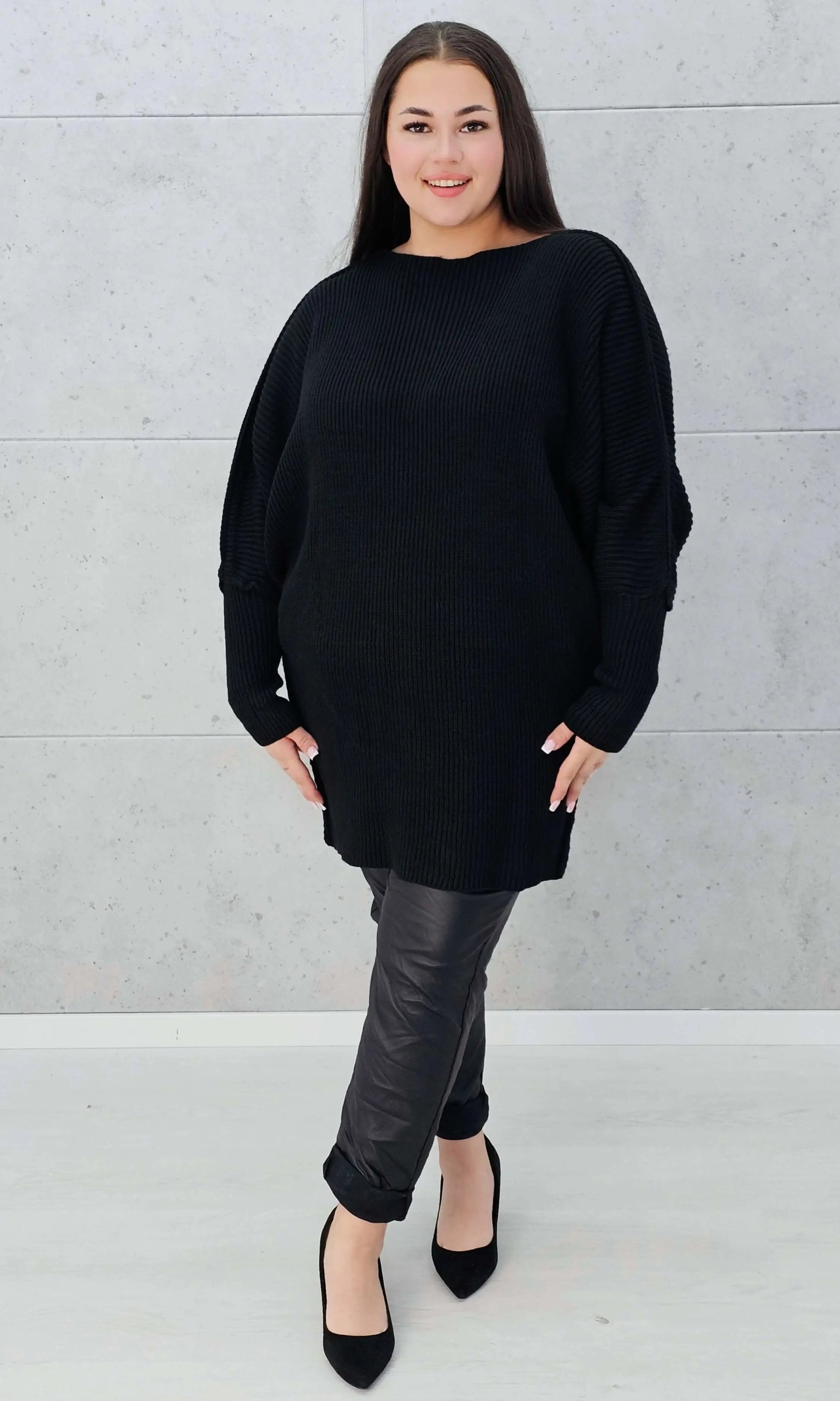 Sweter oversize z szerokimi rękawami Stylowa XL