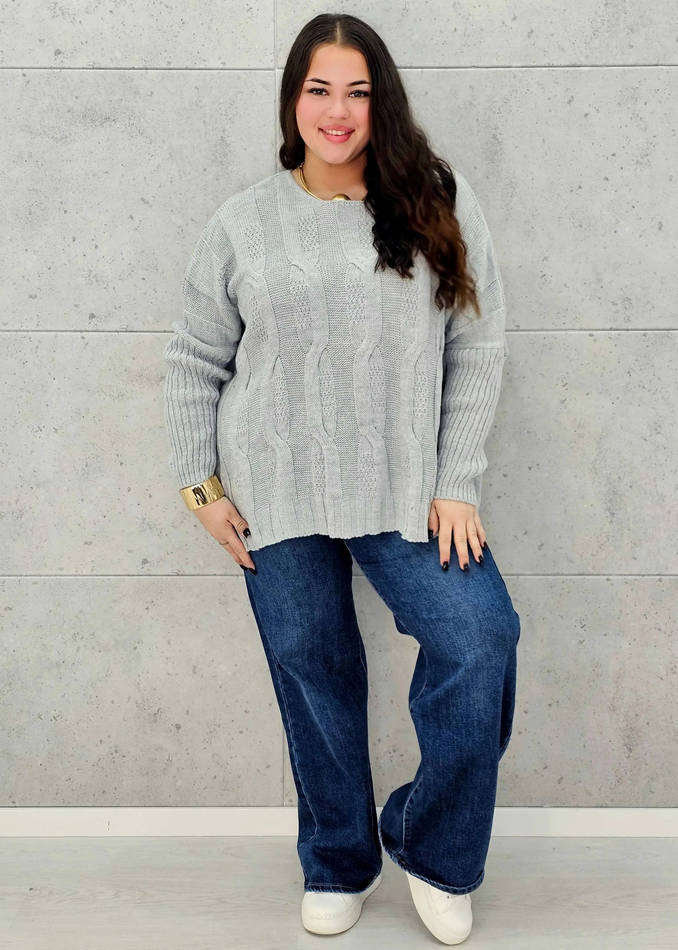 Sweter plus size StylowaXL – ciepło, styl i kobiecy komfort w jednym - Stylowa XL