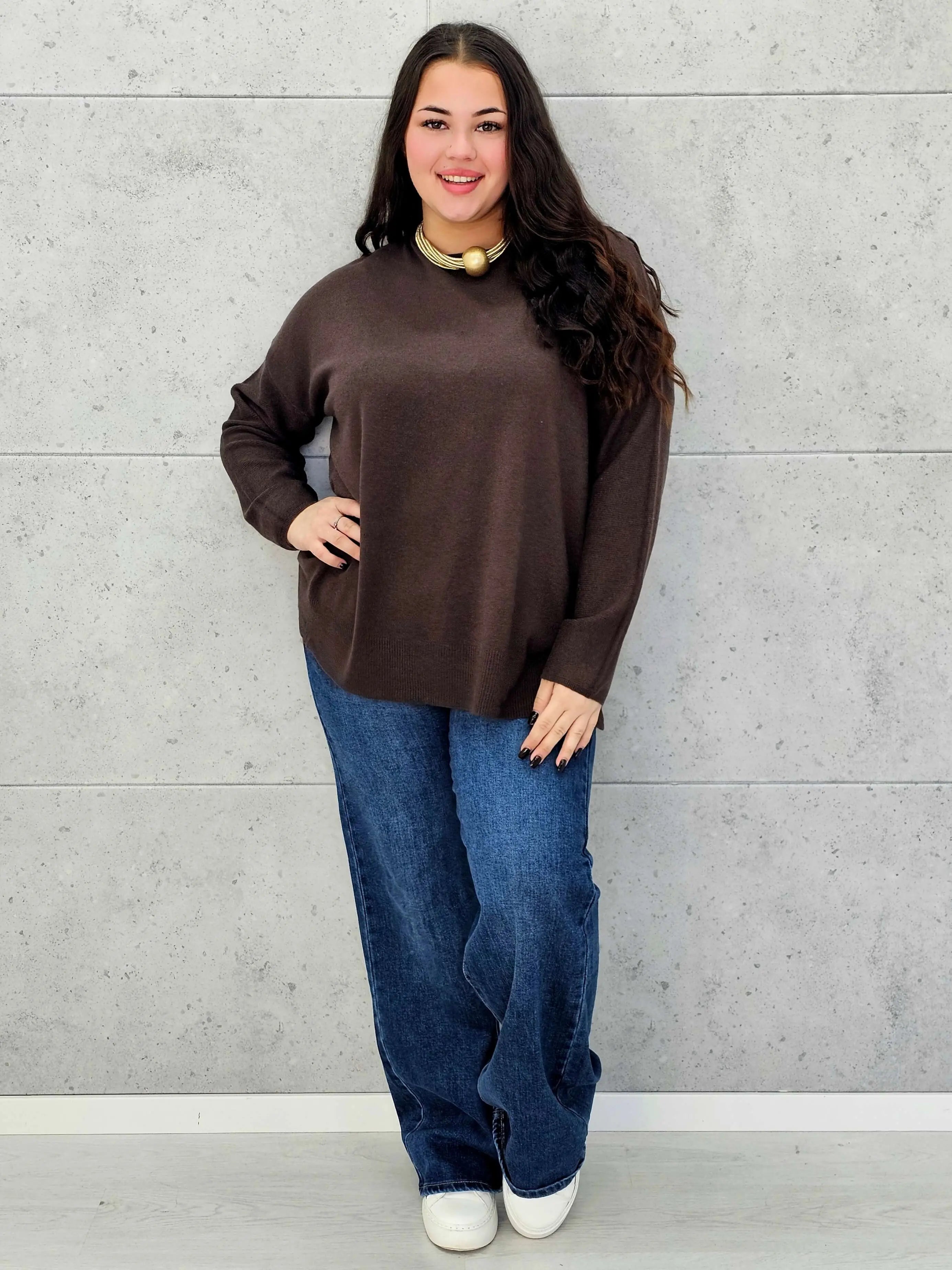 Sweter plus size StylowaXL – klasyka i komfort w wielu kolorach - Stylowa XL