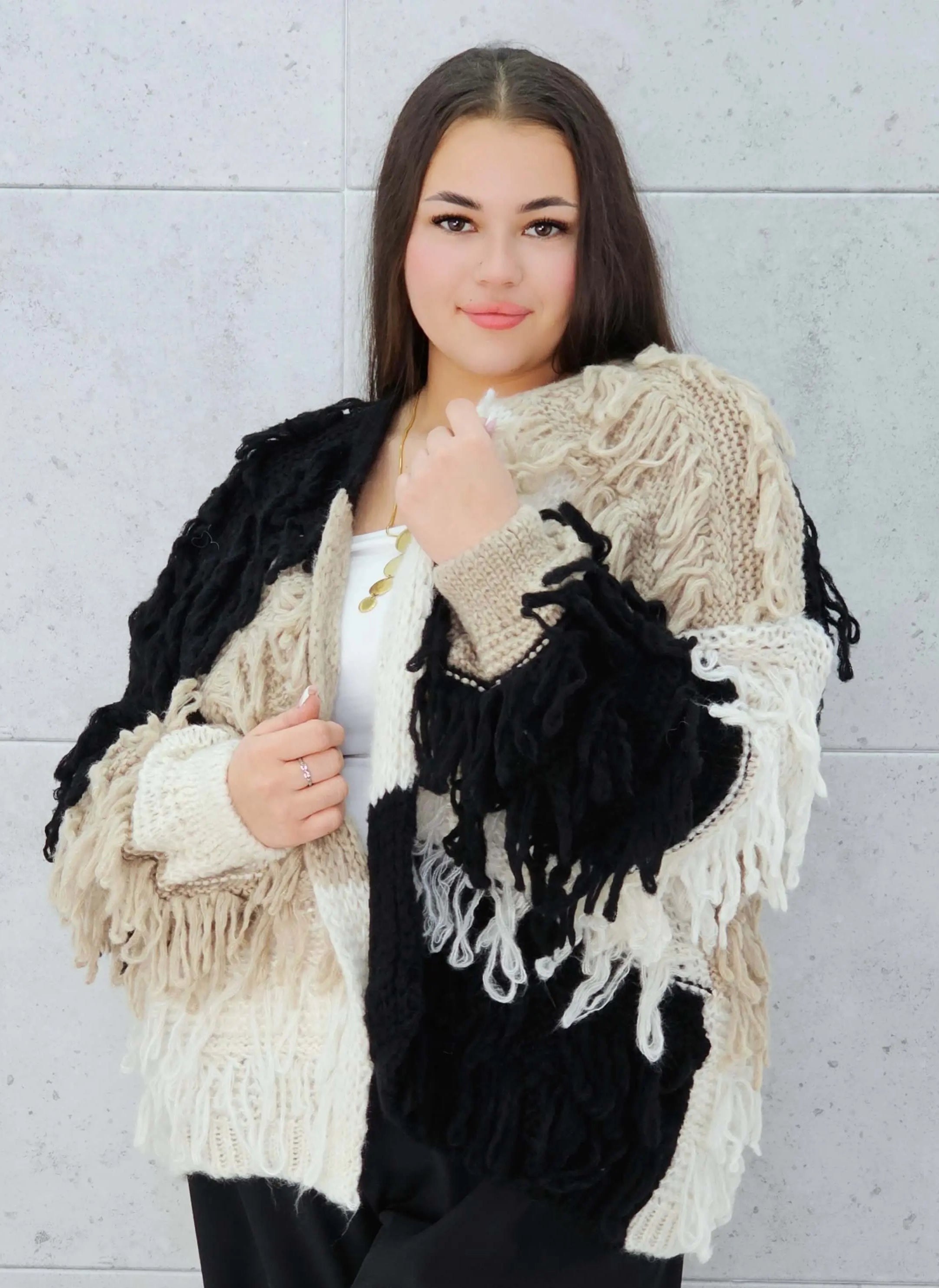 Sweter plus size – ciepły, stylowy i idealnie dopasowany do kobiecej sylwetki Stylowa XL