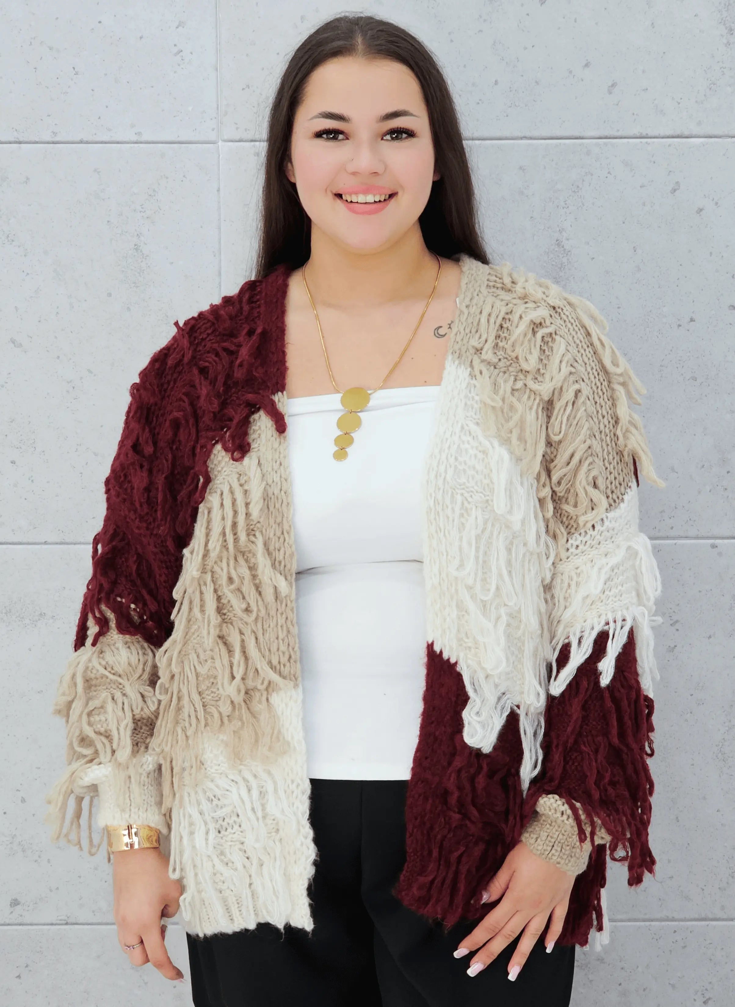 Sweter plus size – ciepły, stylowy i idealnie dopasowany do kobiecej sylwetki Stylowa XL