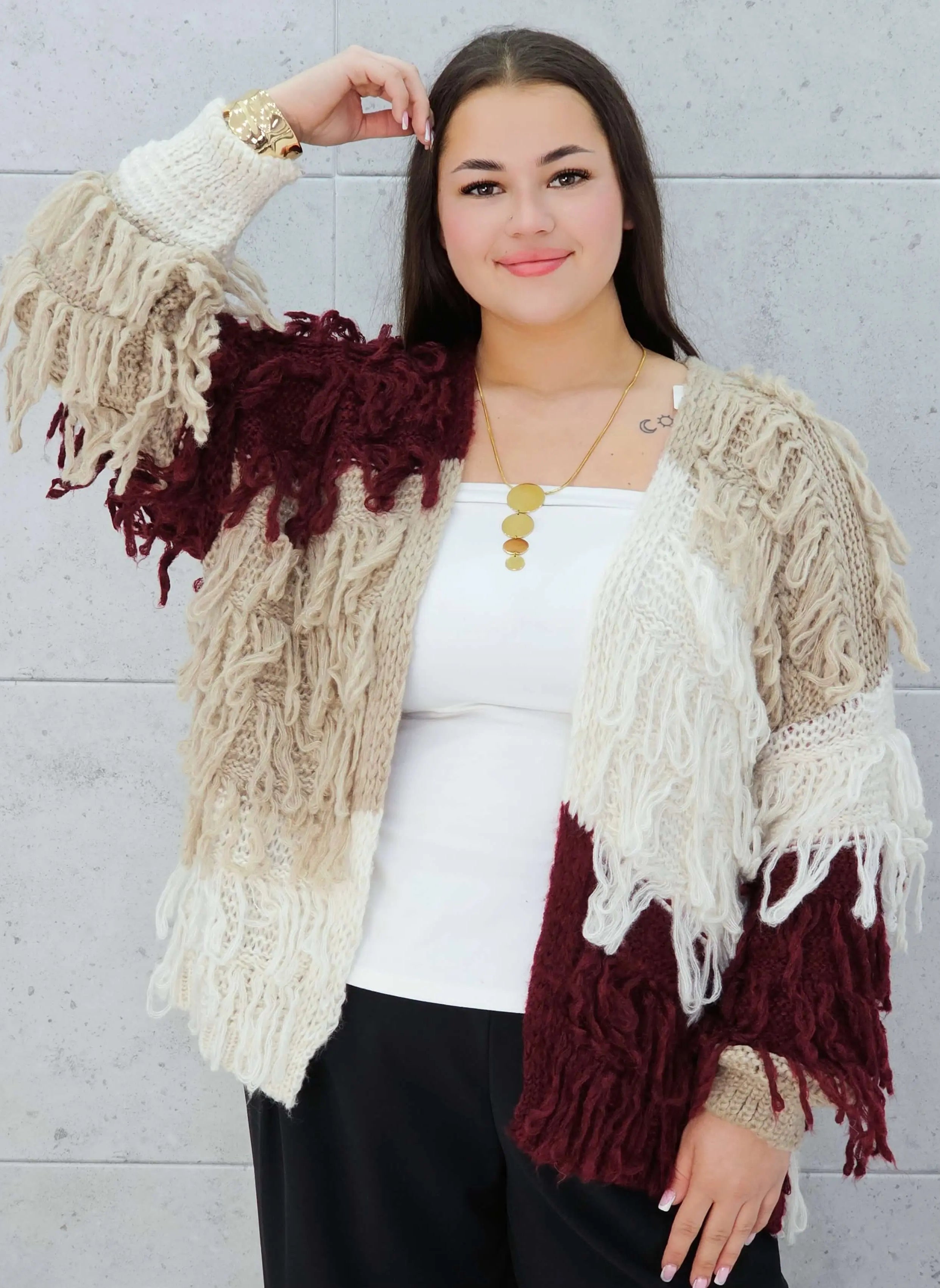 Sweter plus size – ciepły, stylowy i idealnie dopasowany do kobiecej sylwetki Stylowa XL