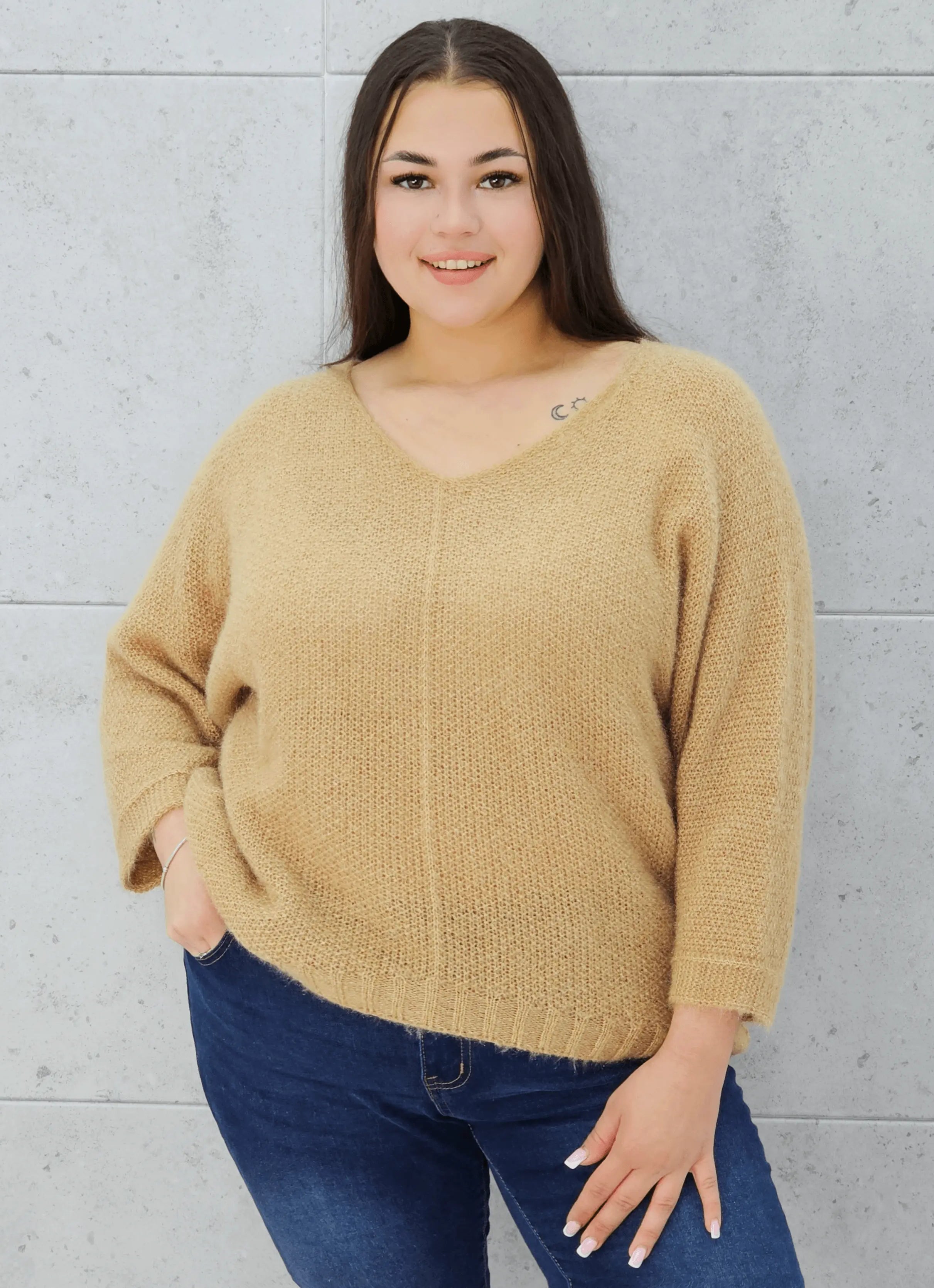 Sweter plus size – modny, ciepły i wygodny wybór dla kobiet Stylowa XL