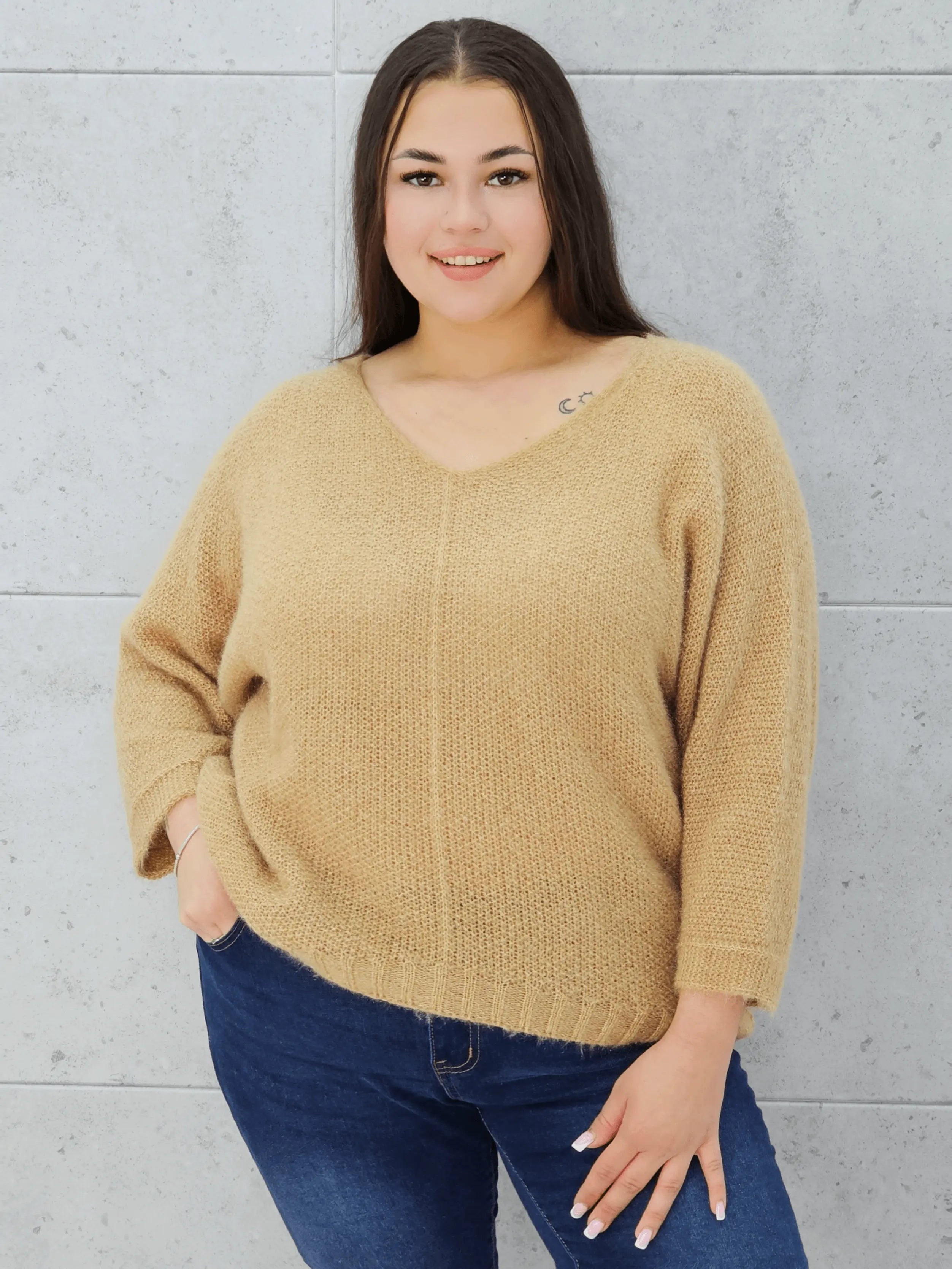 Sweter plus size – modny, ciepły i wygodny wybór dla kobiet Stylowa XL