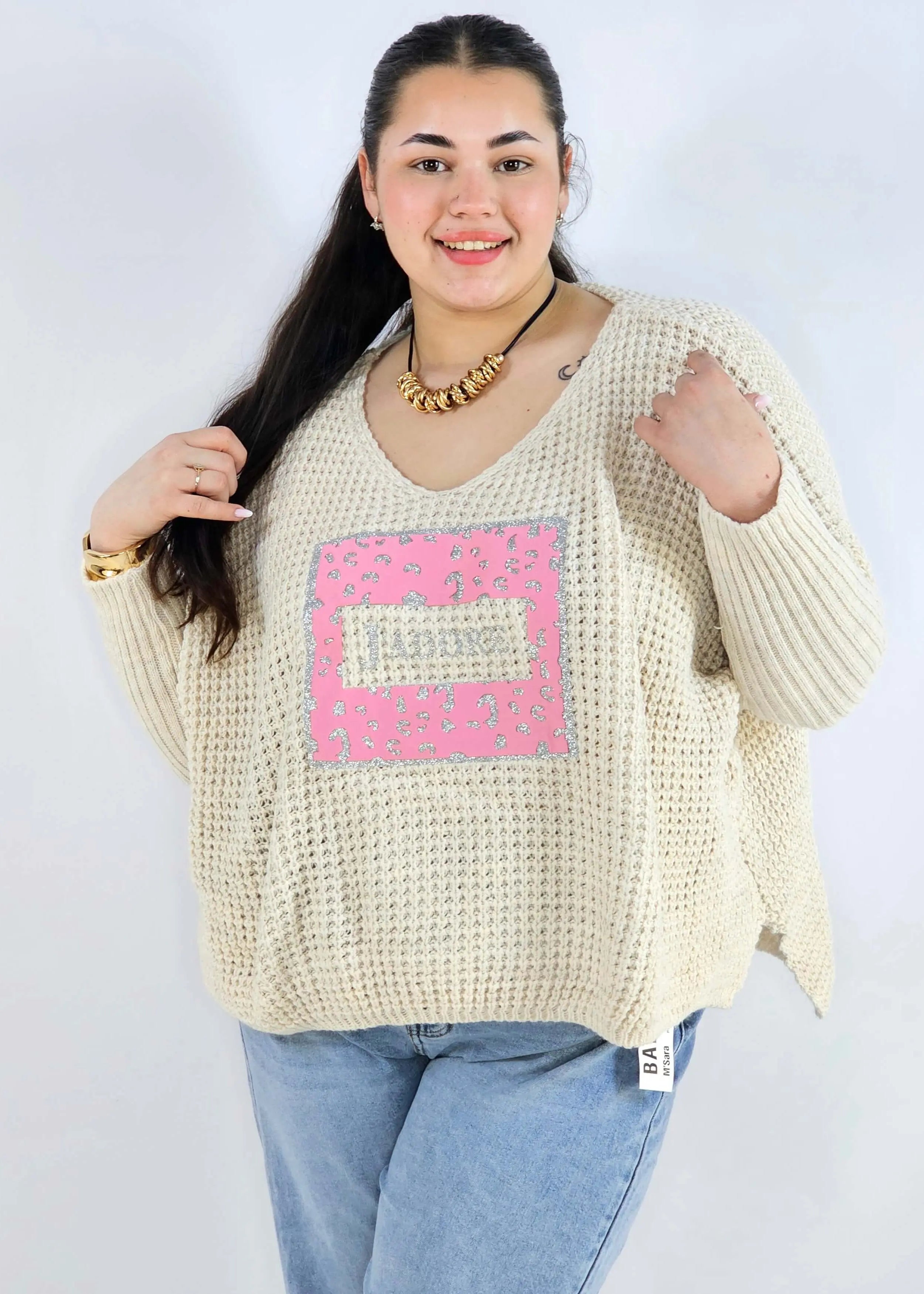 Sweter plus size z aplikacją J’adore – modny i kobiecy wybór. Stylowa XL