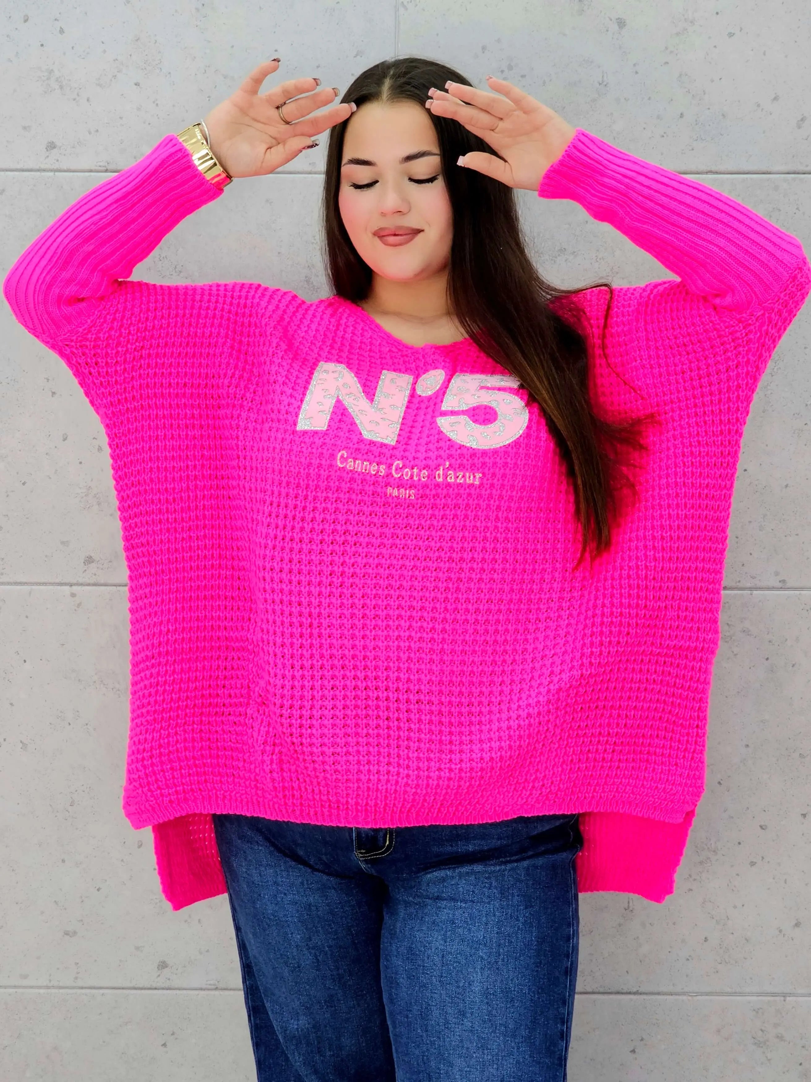 Sweter plus size z aplikacją – styl i wygoda w jednym Stylowa XL Stylowa XL