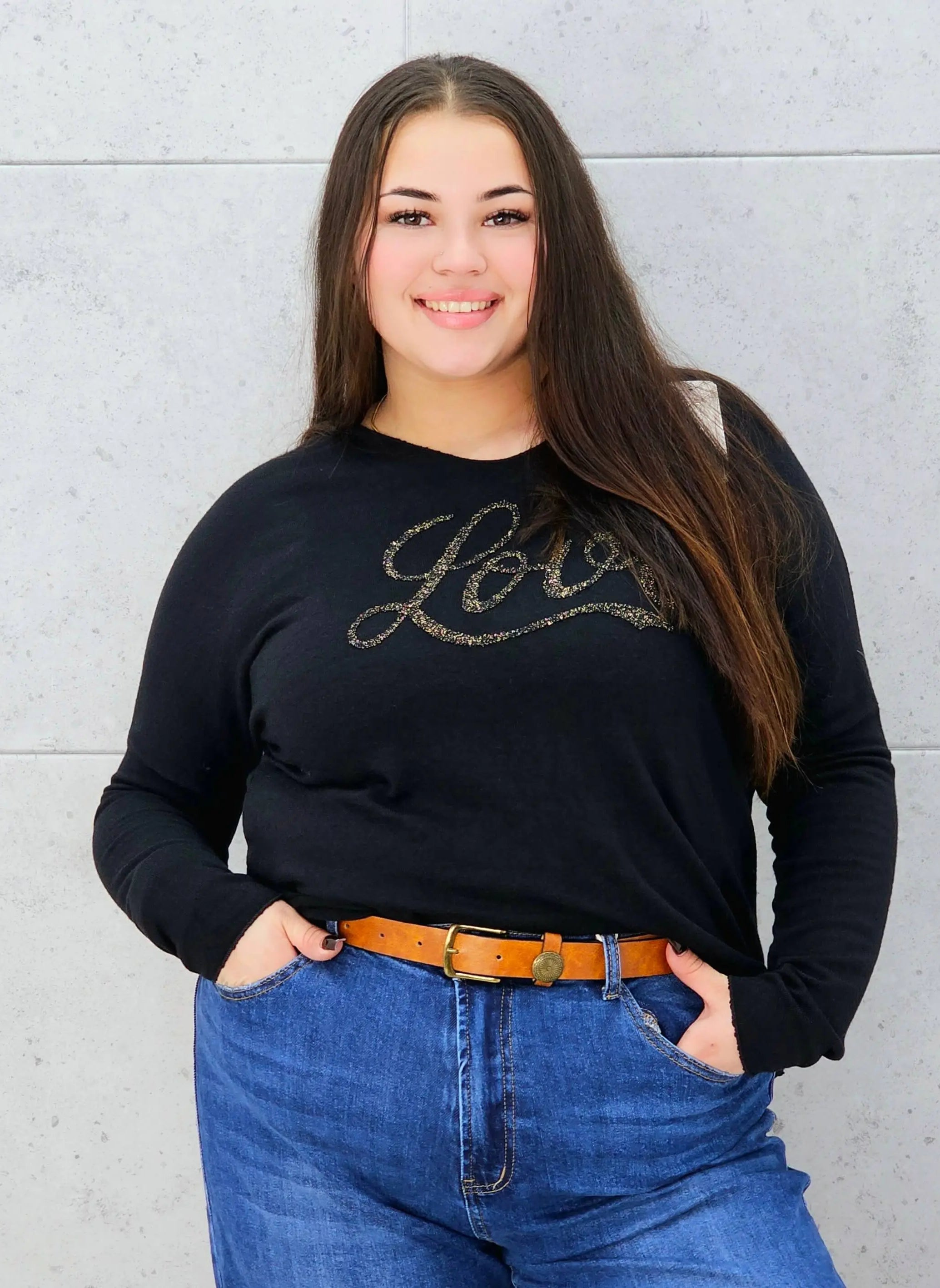 Sweter z Dekoltem w Serek i Napisem "Love" Stylowa XL