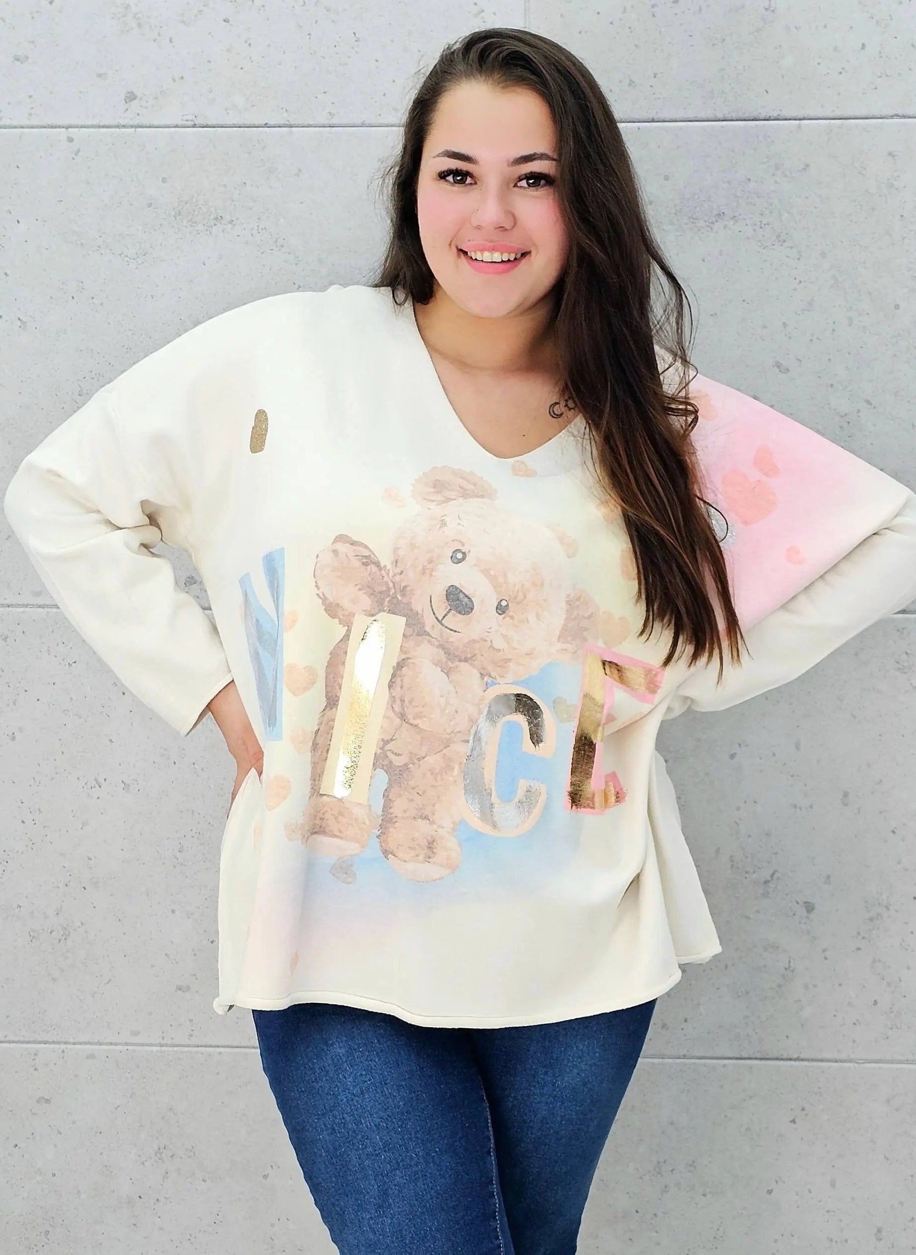 Sweter z aplikacja misia Stylowa XL