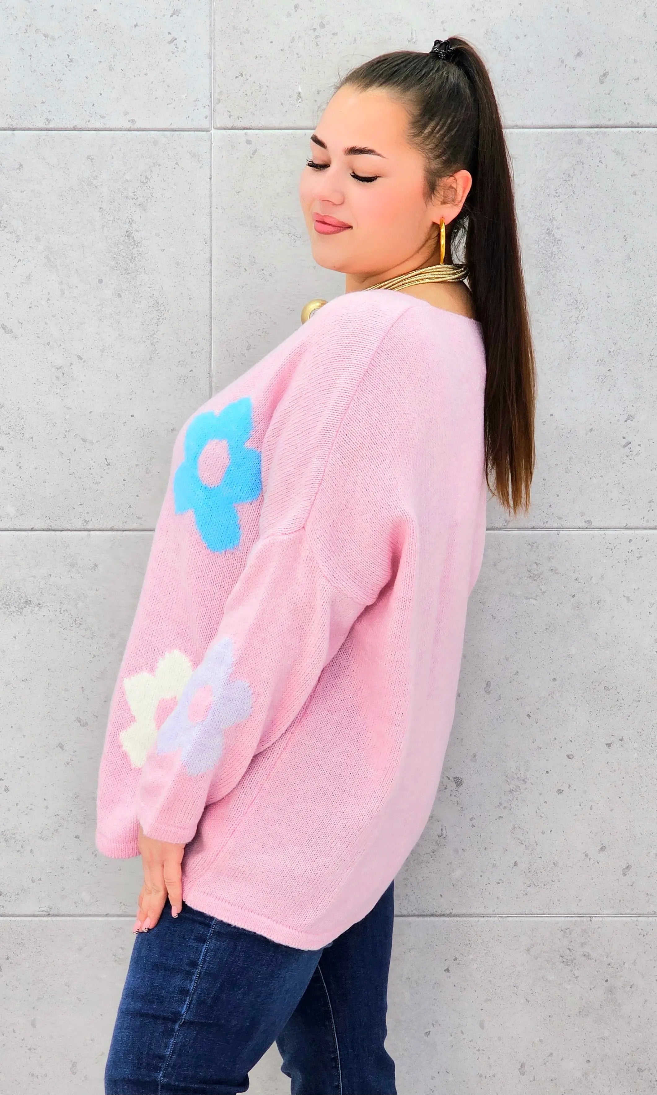 Sweter z kwiatami na przodzie Stylowa XL