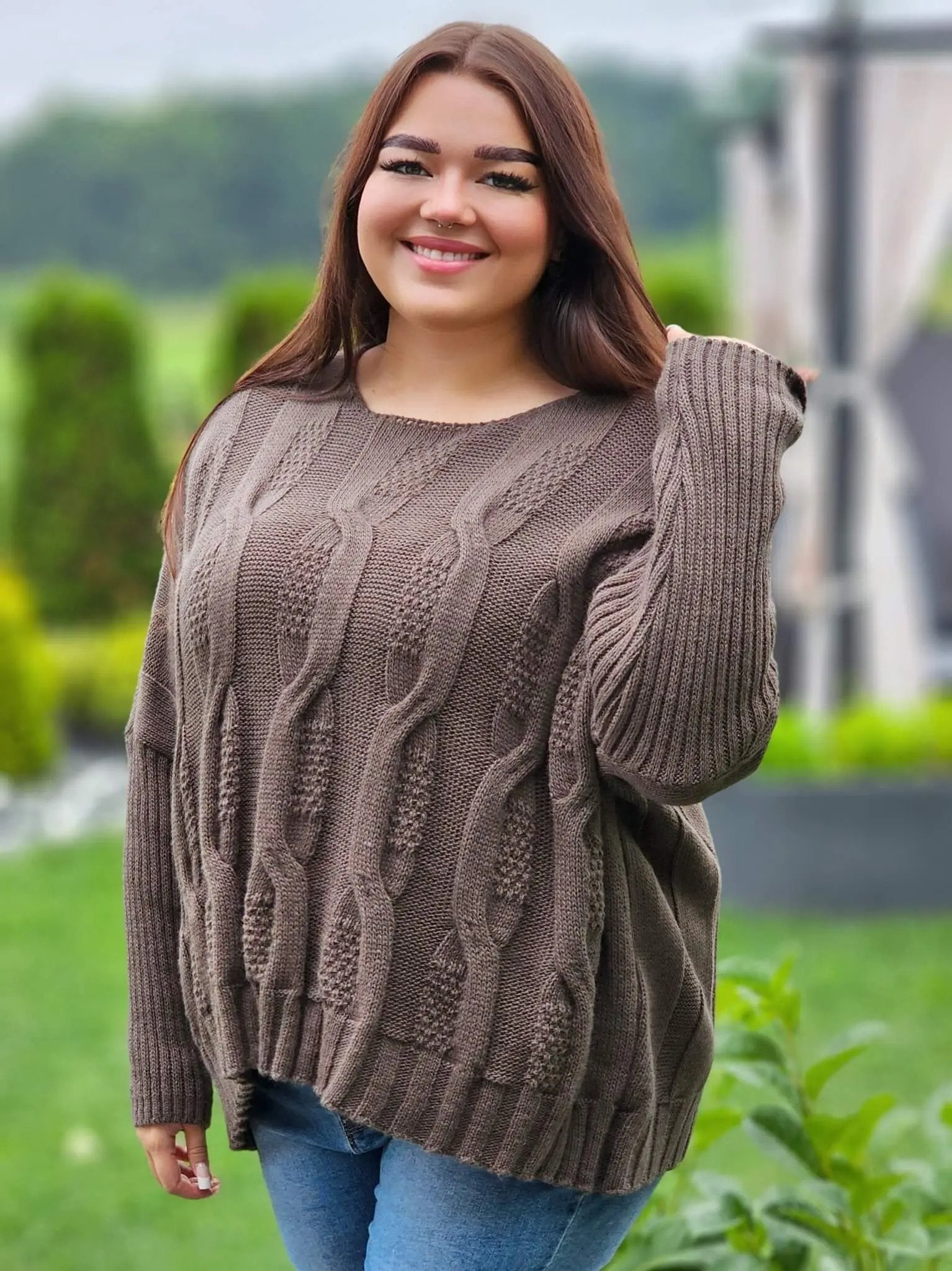 Sweter z pięknym splotem - różne kolory Stylowa XL