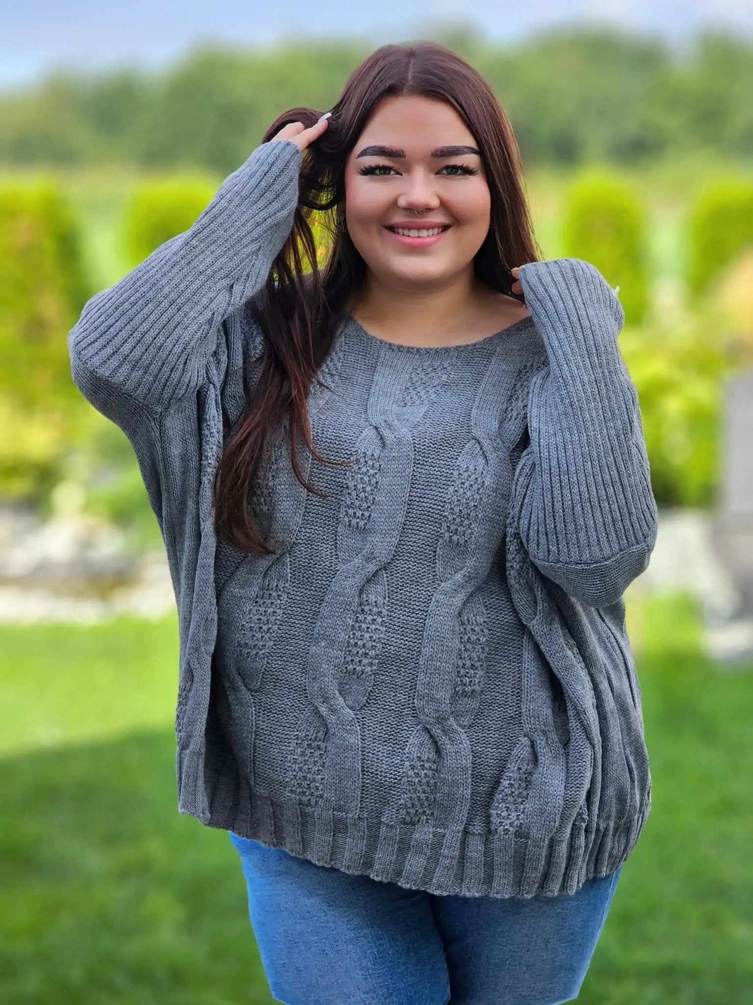 Sweter z pięknym splotem - różne kolory Stylowa XL