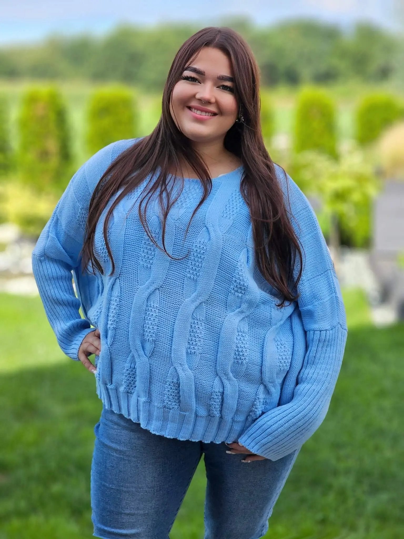 Sweter z pięknym splotem - różne kolory Stylowa XL