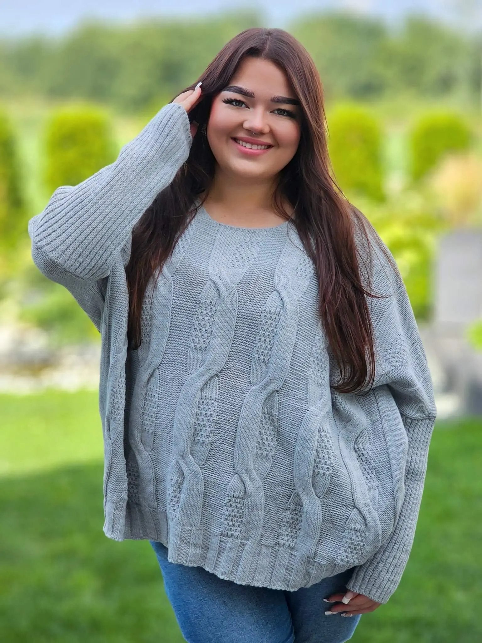 Sweter z pięknym splotem - różne kolory Stylowa XL