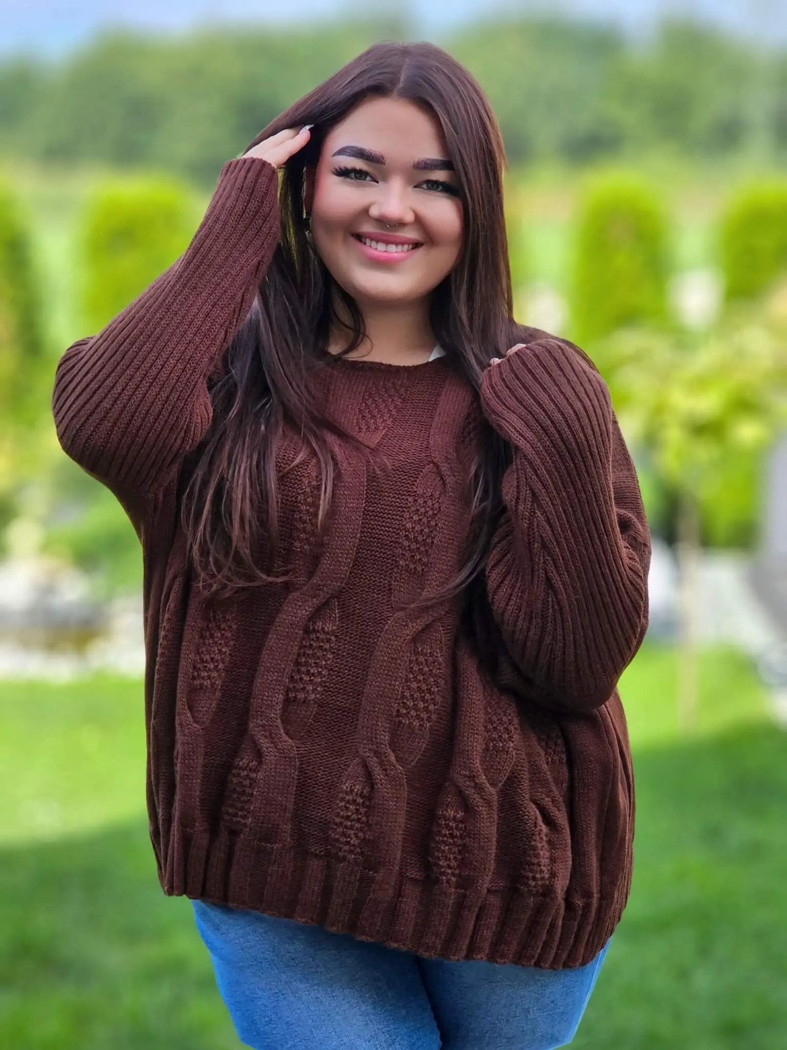 Sweter z pięknym splotem - różne kolory Stylowa XL