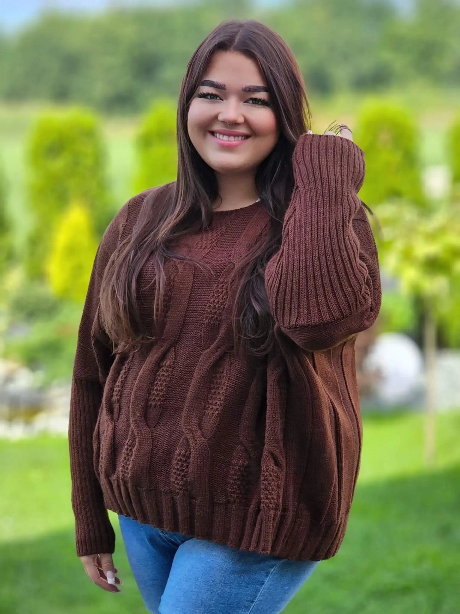 Sweter z pięknym splotem - różne kolory Stylowa XL