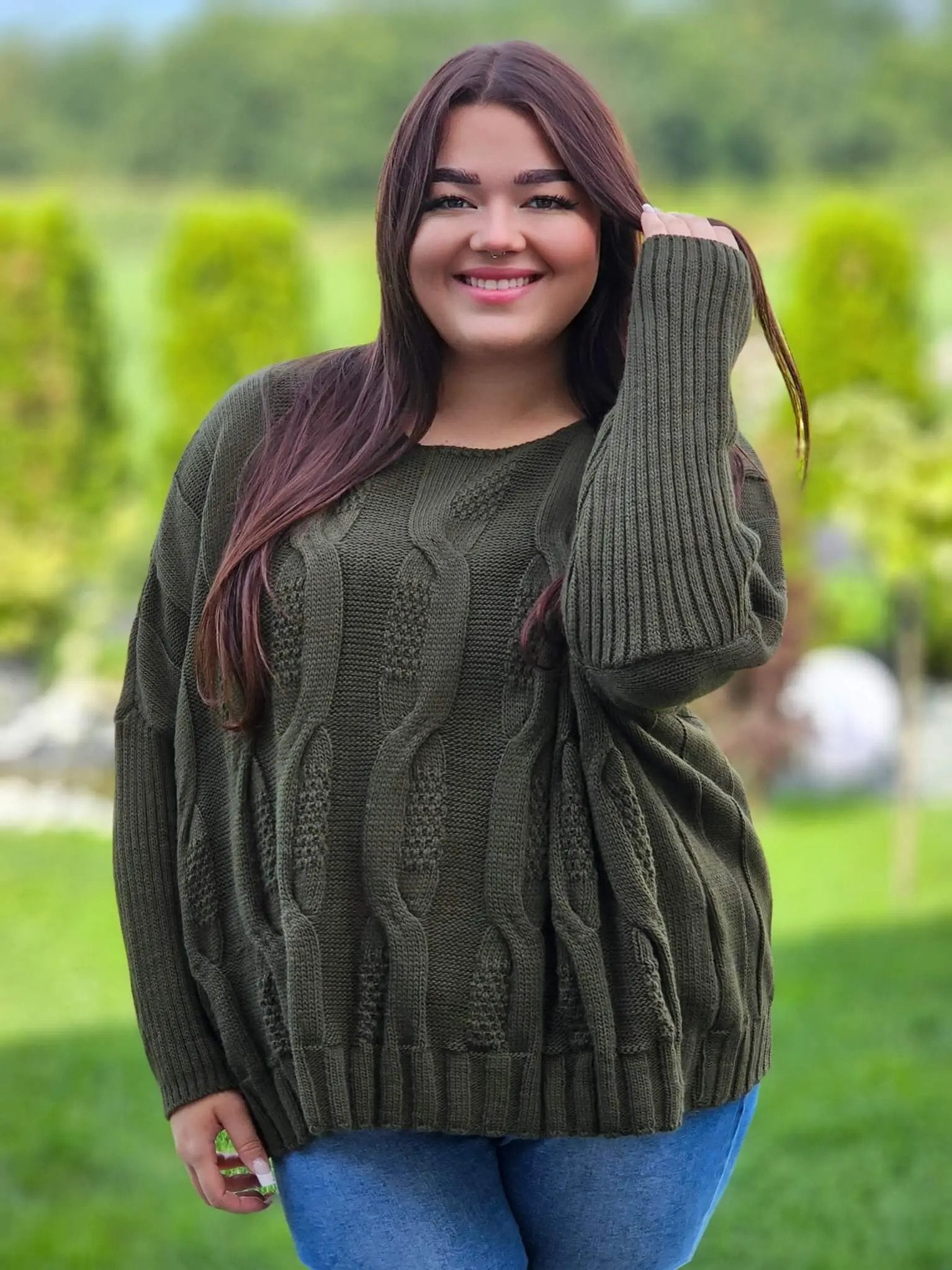 Sweter z pięknym splotem - różne kolory Stylowa XL