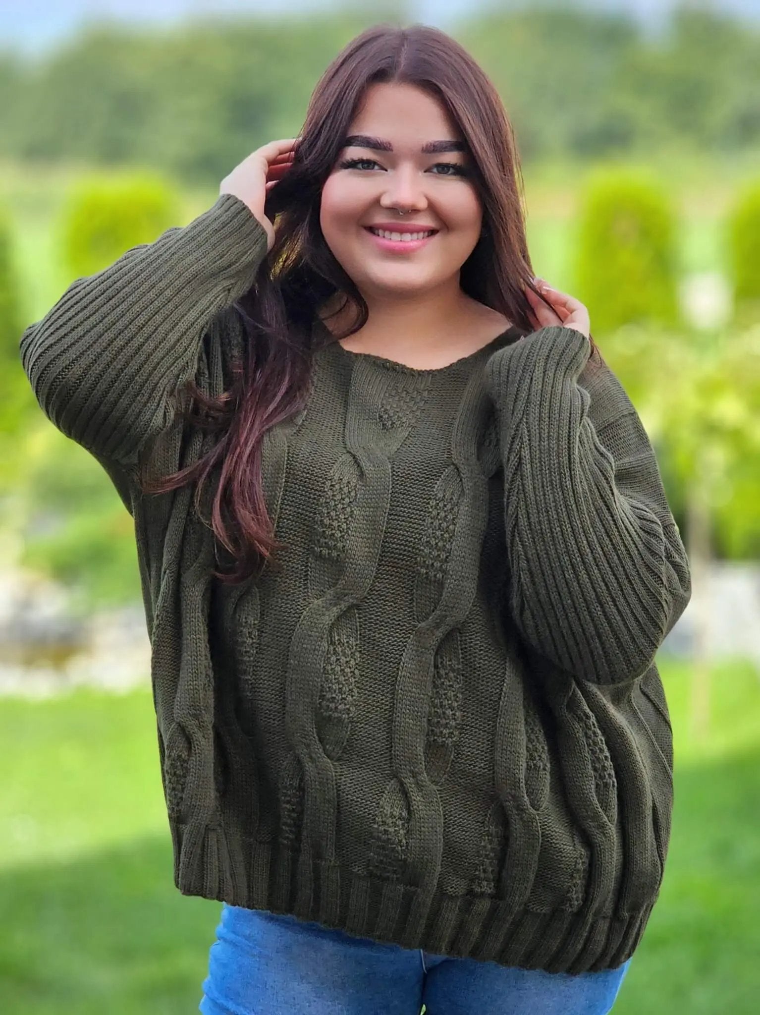 Sweter z pięknym splotem - różne kolory Stylowa XL