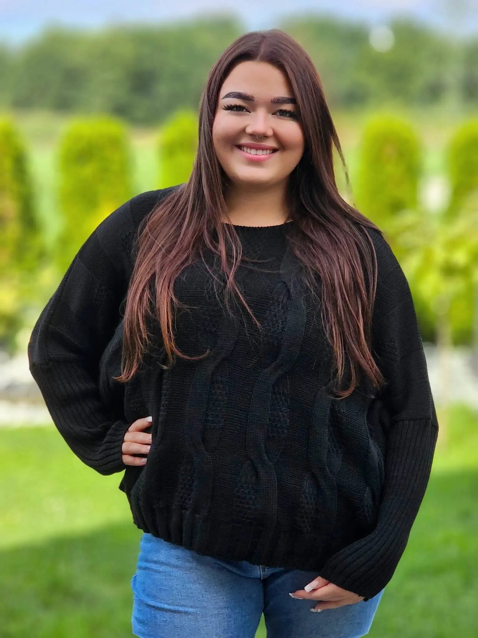 Sweter z pięknym splotem - różne kolory Stylowa XL