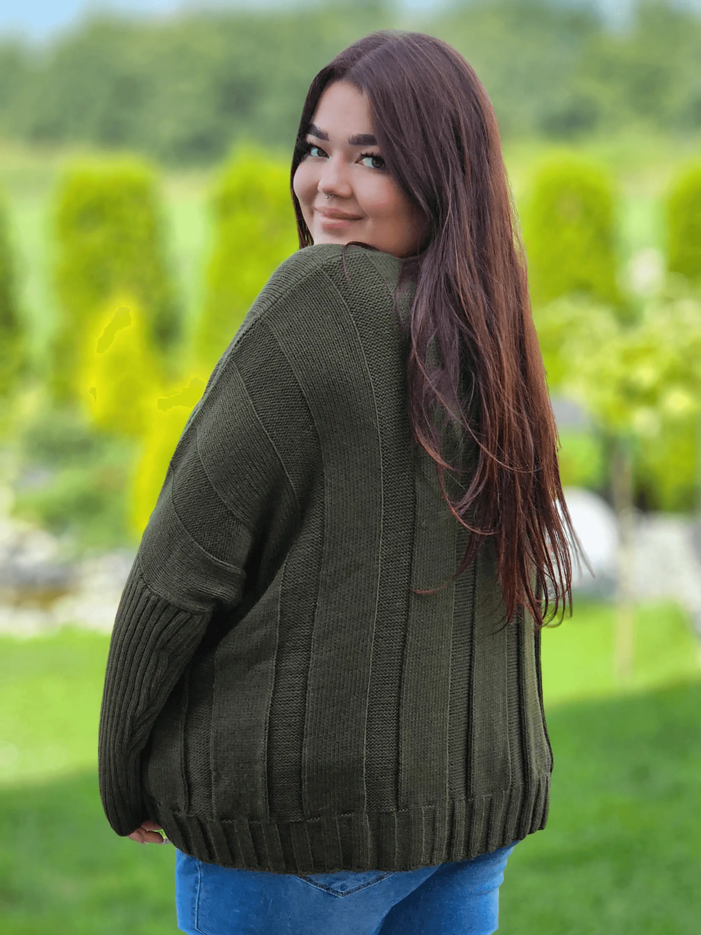 Sweter z pięknym splotem - różne kolory Stylowa XL