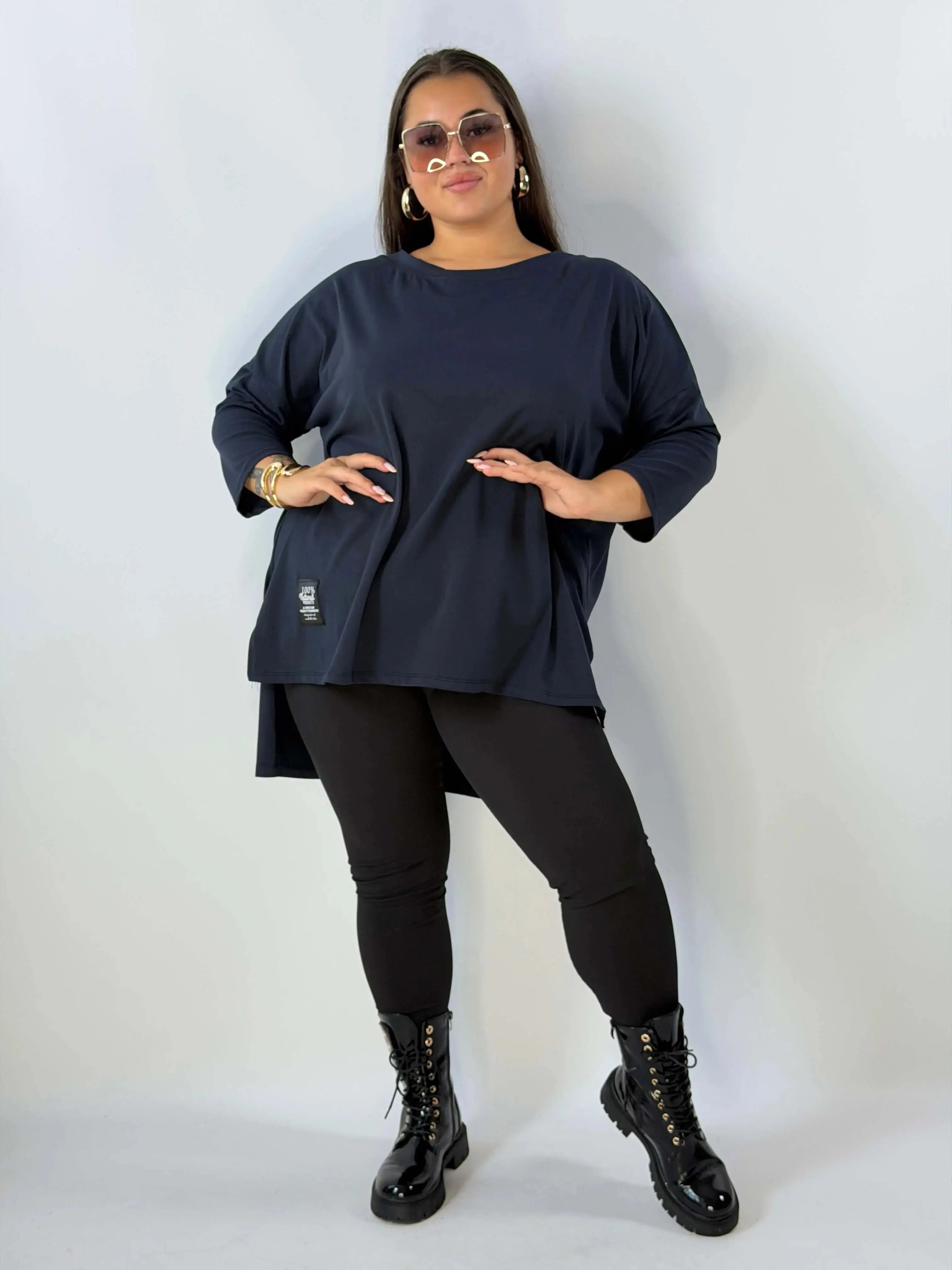 Tunika damska Plus Size z wydłużonym tyłem – wygoda i ponadczasowy styl Stylowa XL