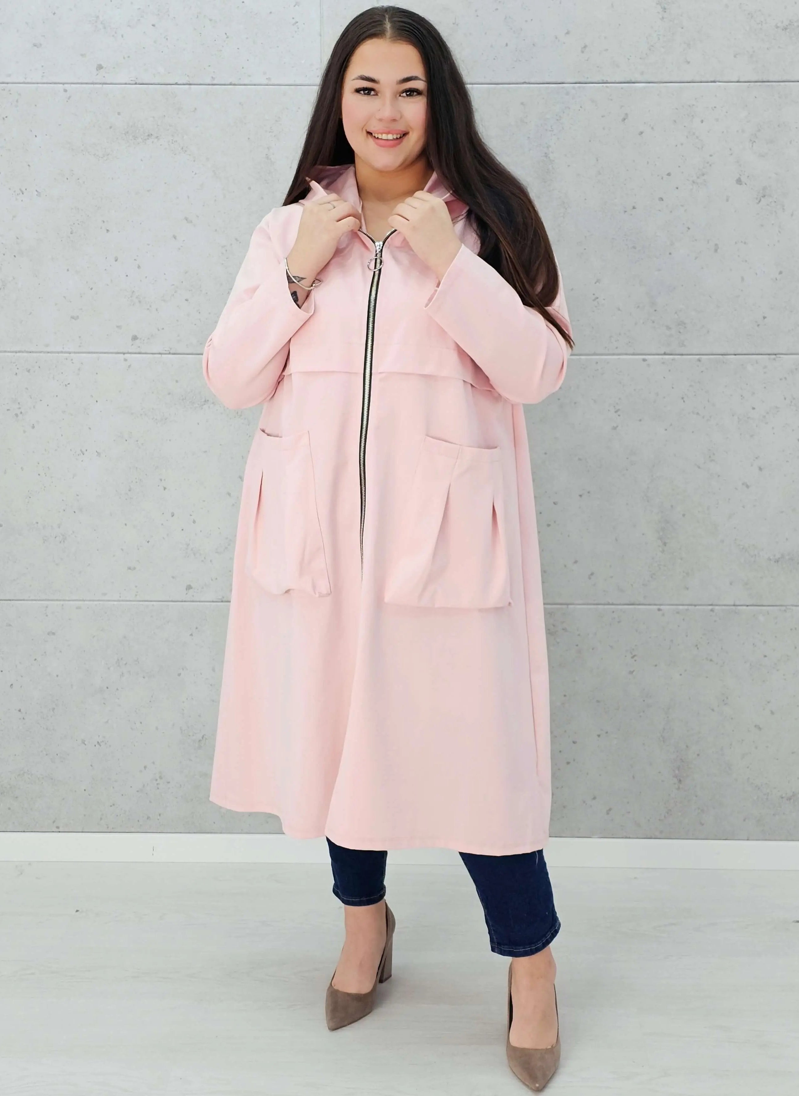 Wiosenna lekkość – płaszcz, który zachwyca stylem Stylowa XL