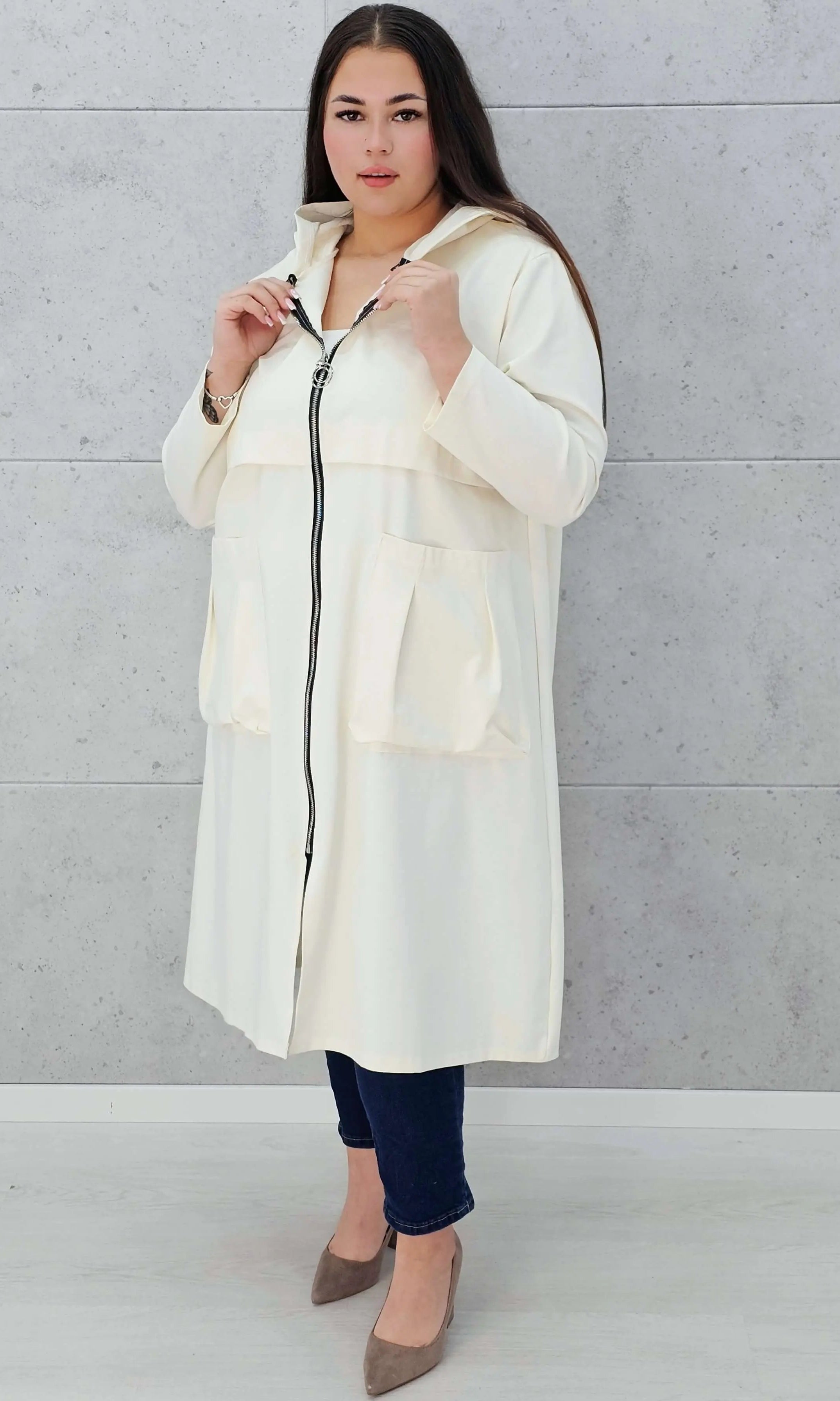 Wiosenna lekkość – płaszcz, który zachwyca stylem Stylowa XL