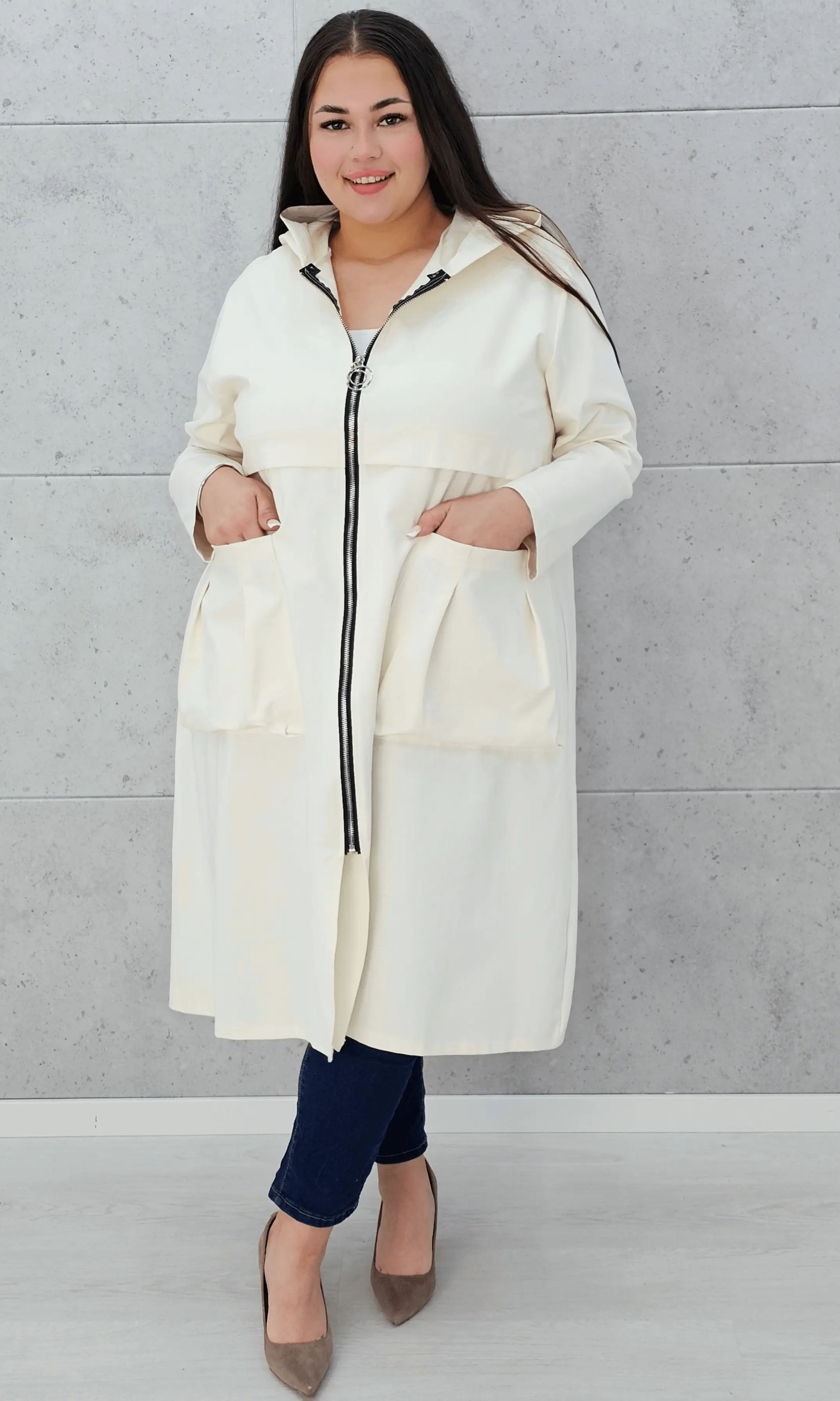 Wiosenna lekkość – płaszcz, który zachwyca stylem Stylowa XL