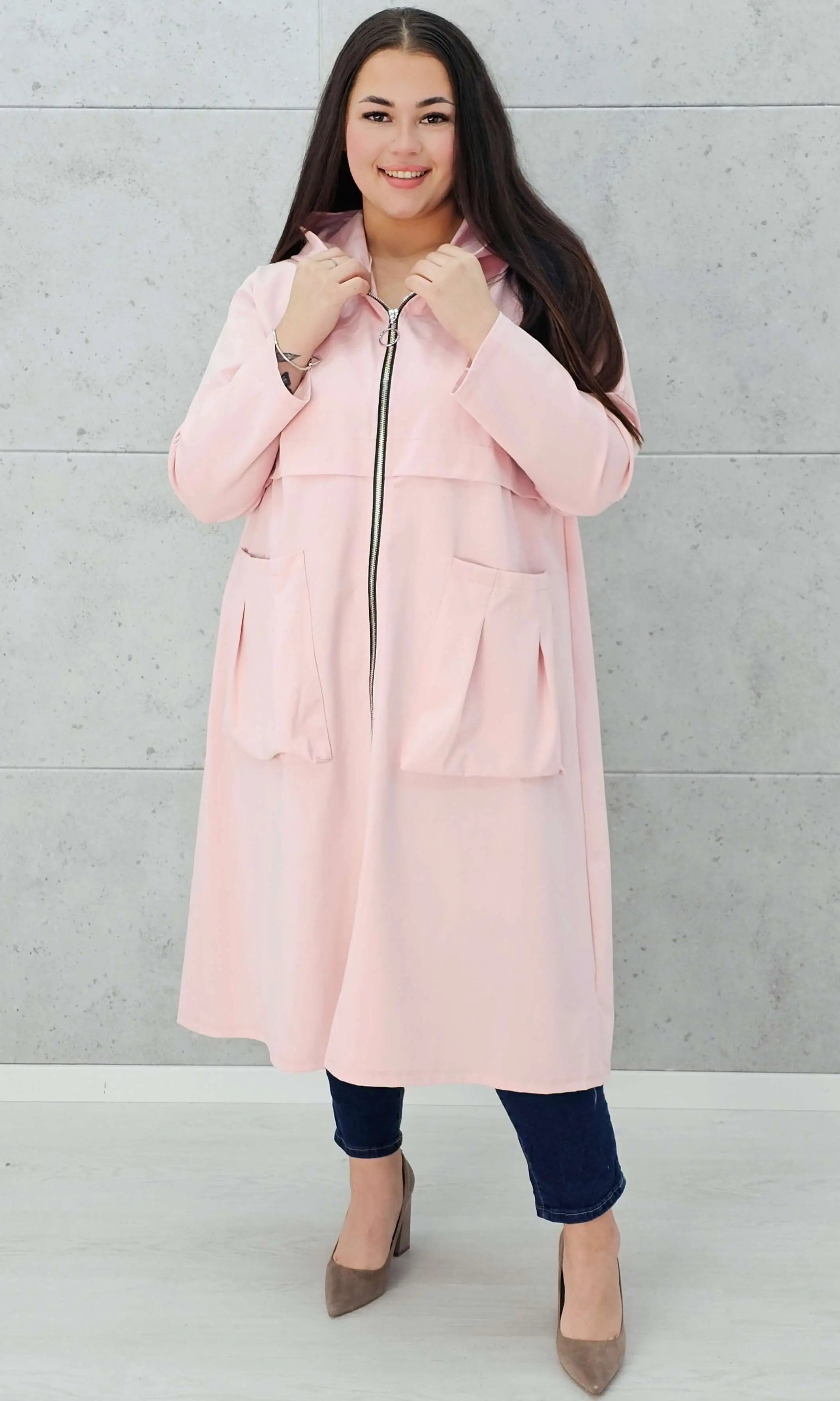 Wiosenna lekkość – płaszcz, który zachwyca stylem Stylowa XL