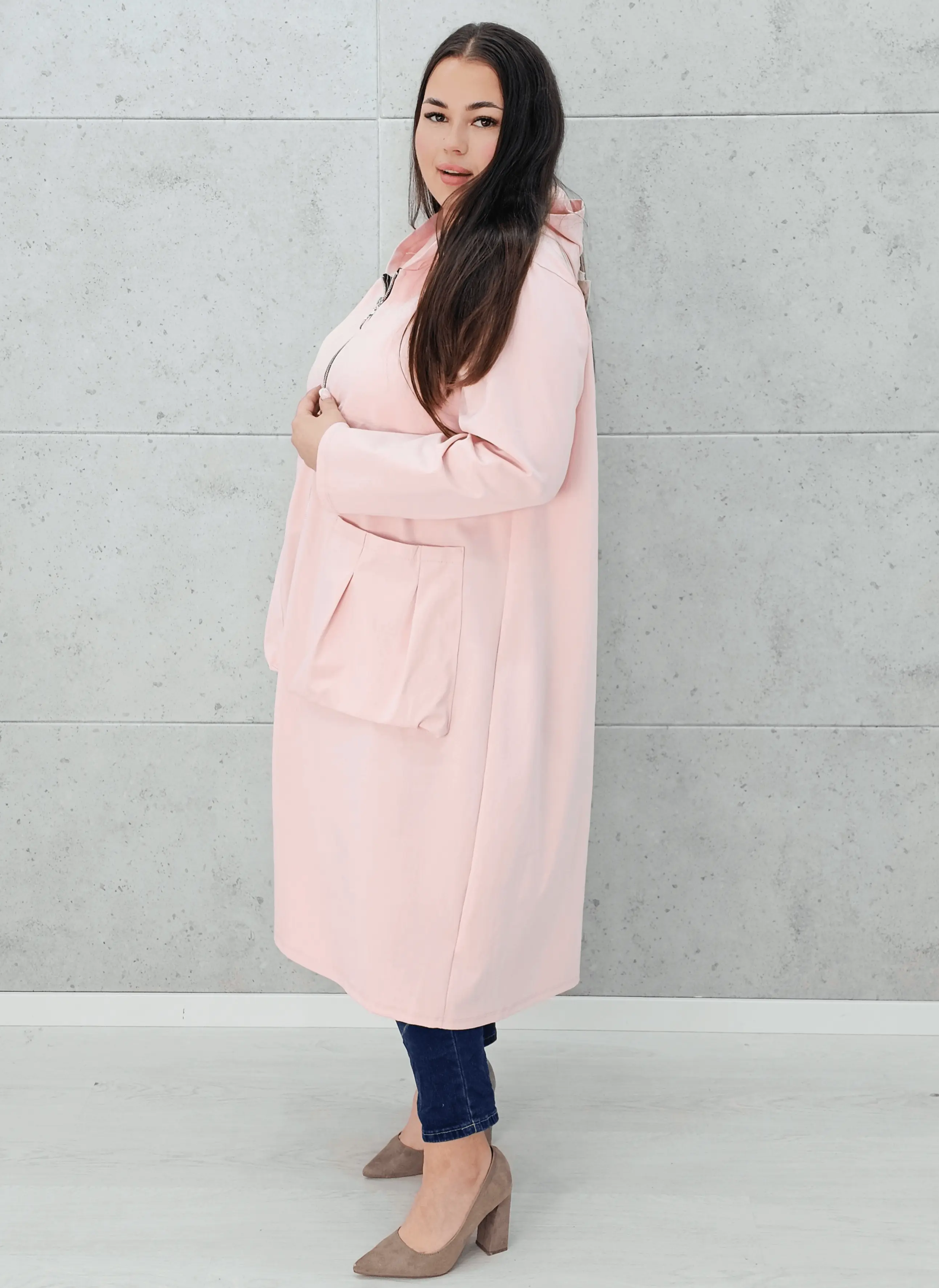 Wiosenna lekkość – płaszcz, który zachwyca stylem Stylowa XL