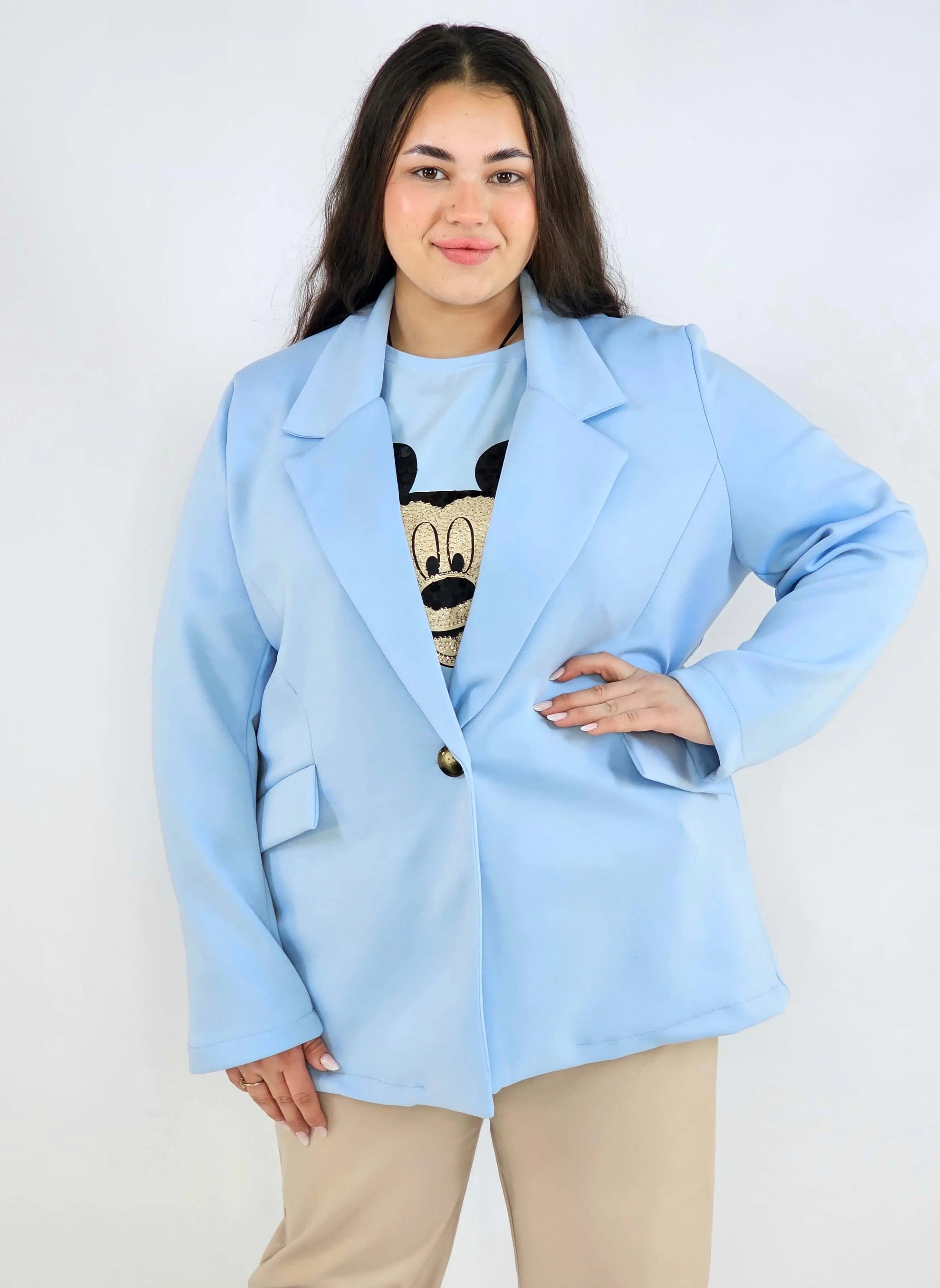 Żakiet plus size o klasycznym kroju – wygodny i stylowy Stylowa XL
