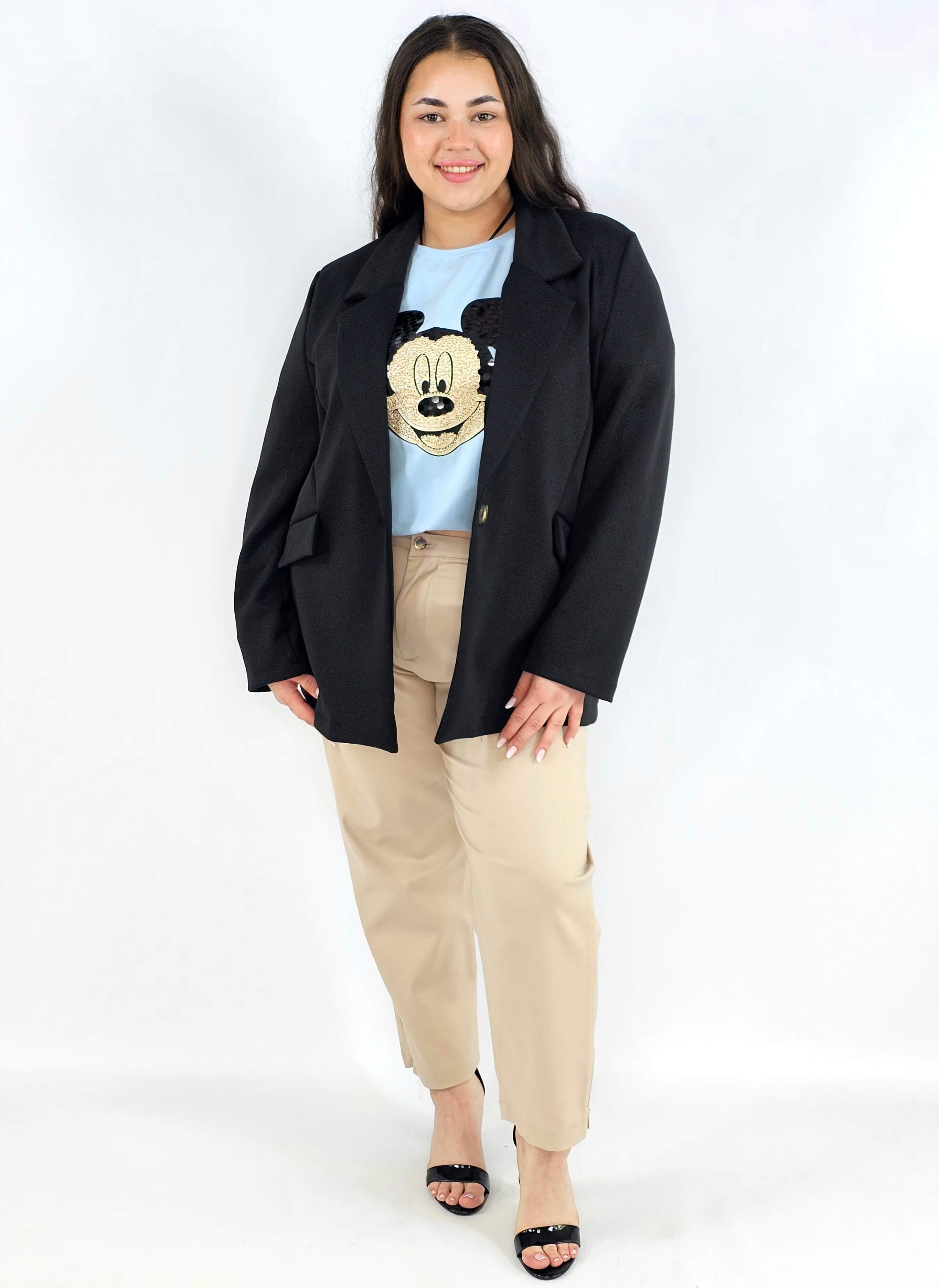 Żakiet plus size o klasycznym kroju – wygodny i stylowy Stylowa XL