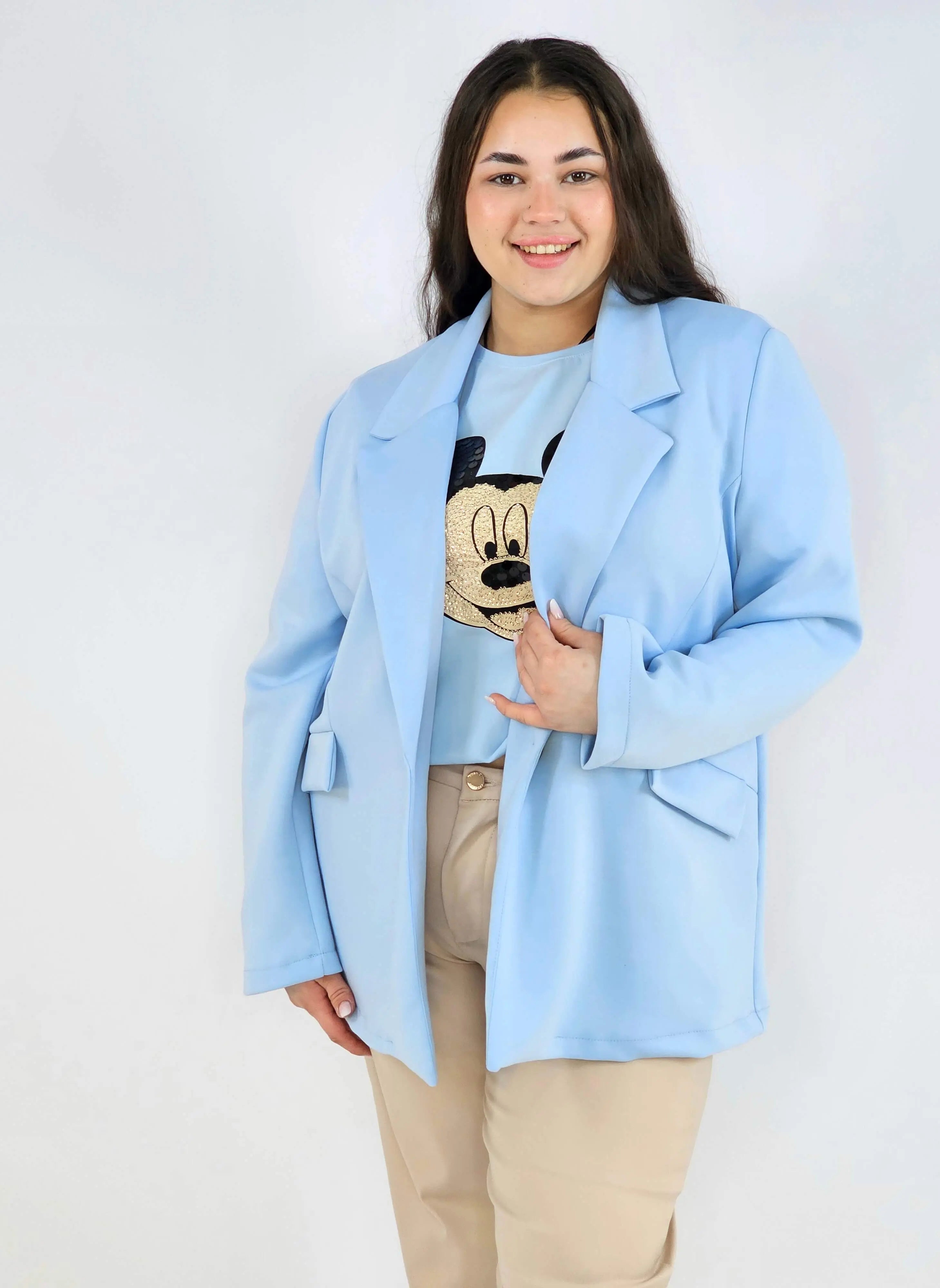 Żakiet plus size o klasycznym kroju – wygodny i stylowy Stylowa XL