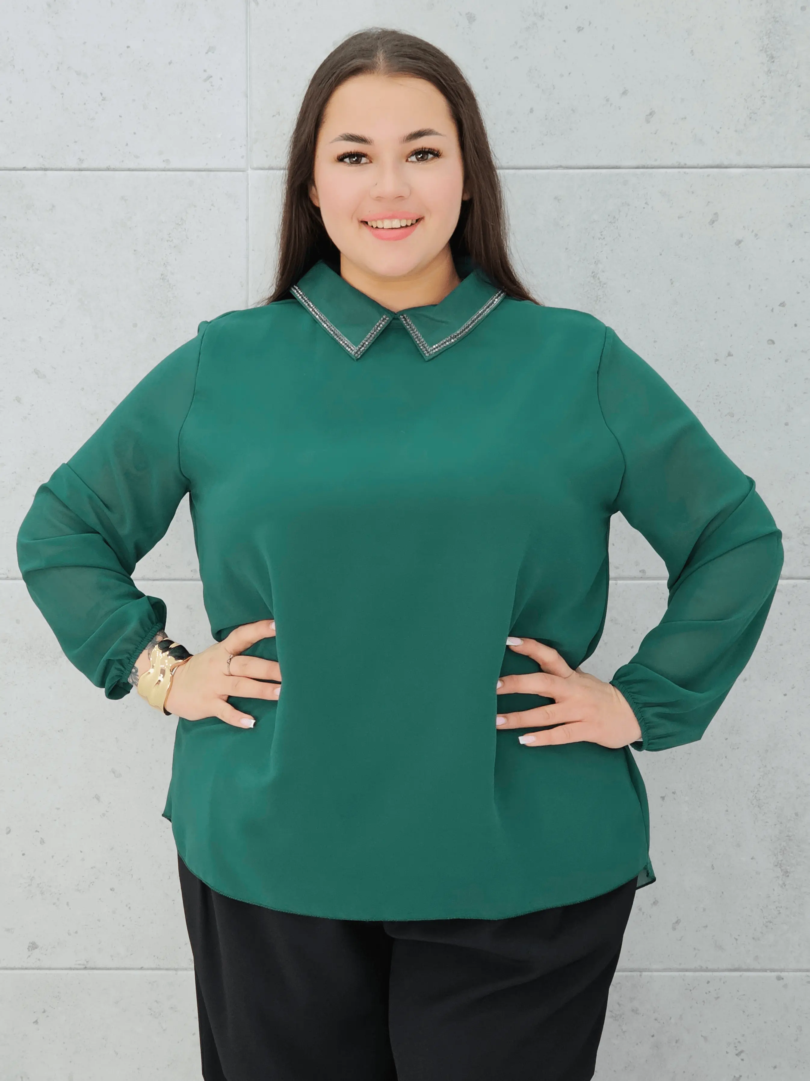 Zielona bluzka z ozdobnym kołnierzykiem Stylowa XL