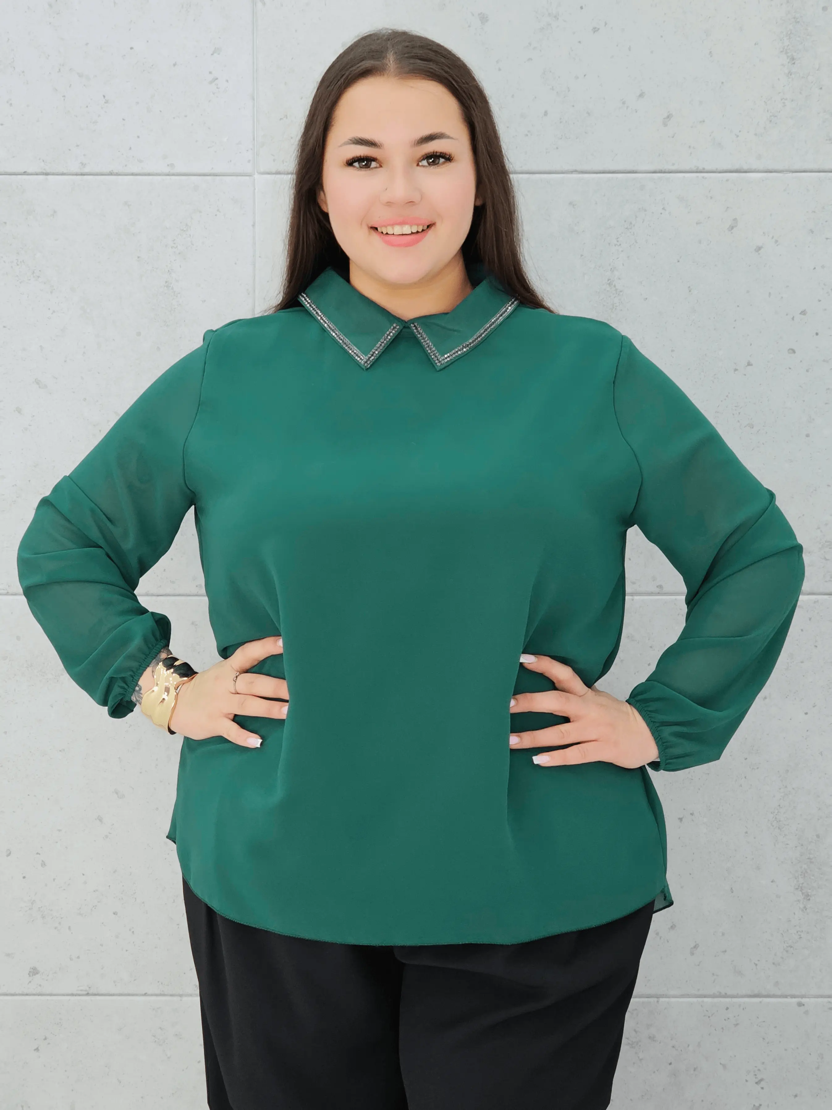 Zielona bluzka z ozdobnym kołnierzykiem Stylowa XL