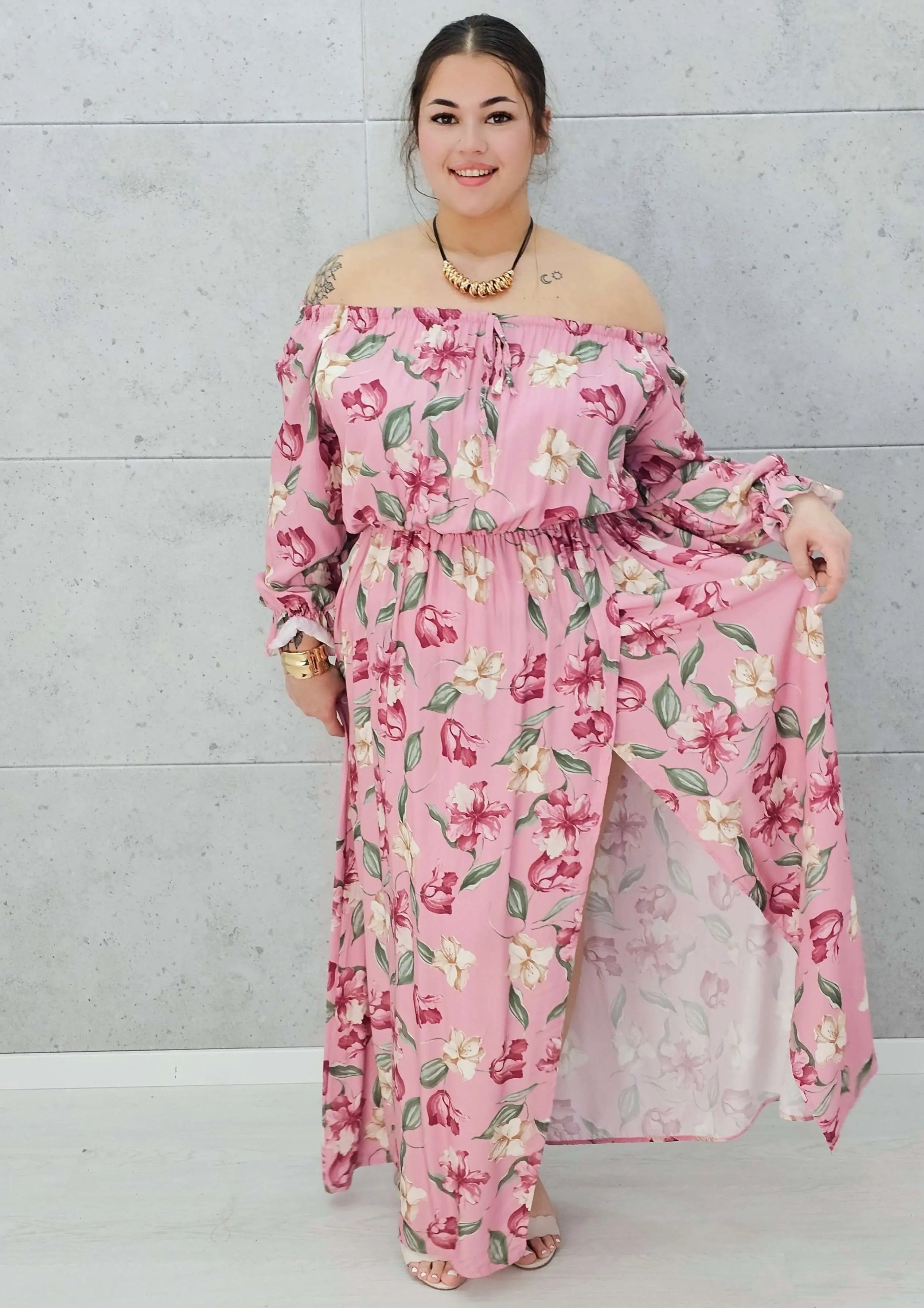 Zwiewna sukienka maxi z kwiatowym printem - dwa kolory Stylowa XL