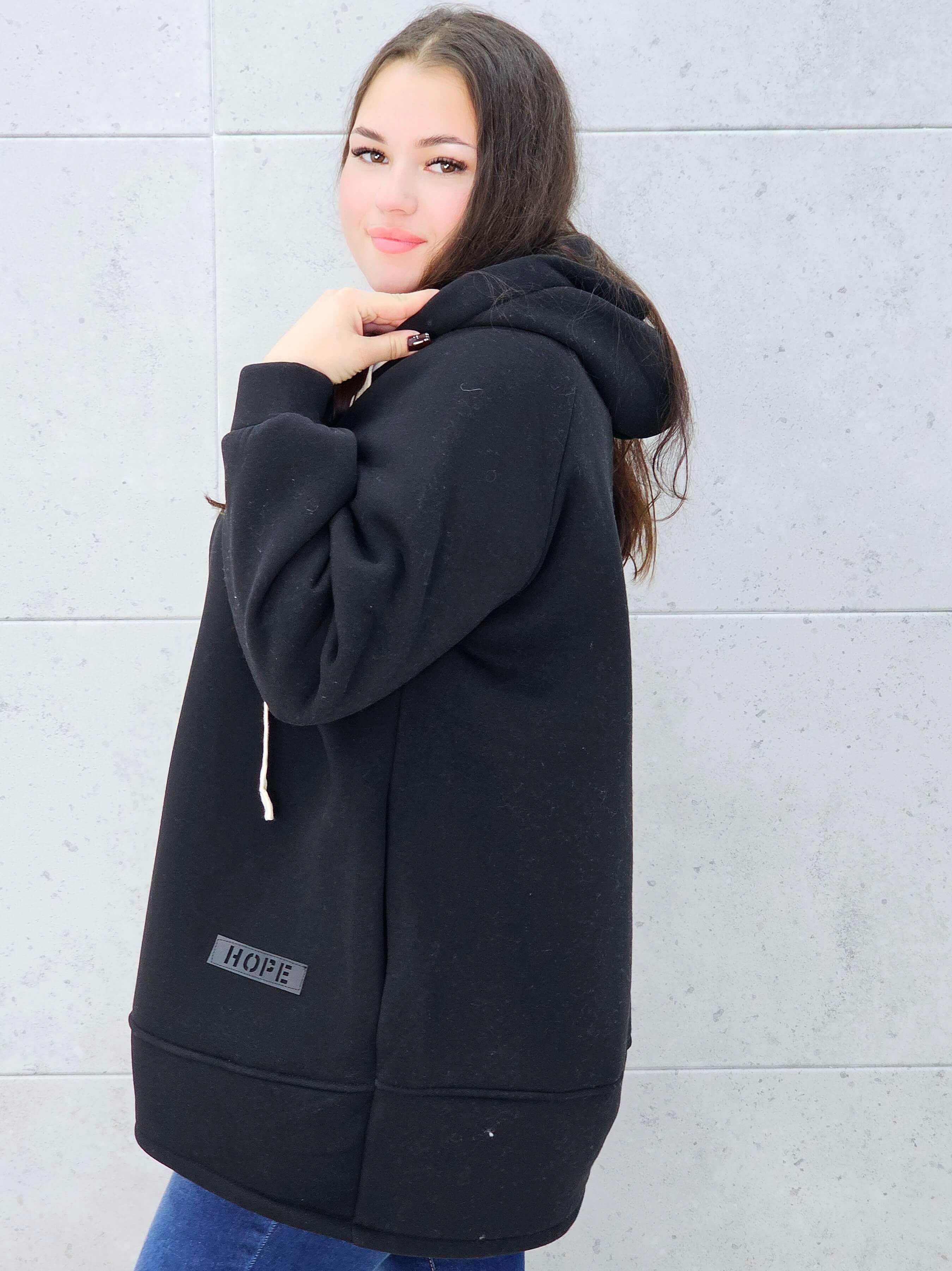 bluza z kapturem czarna plus size – bok